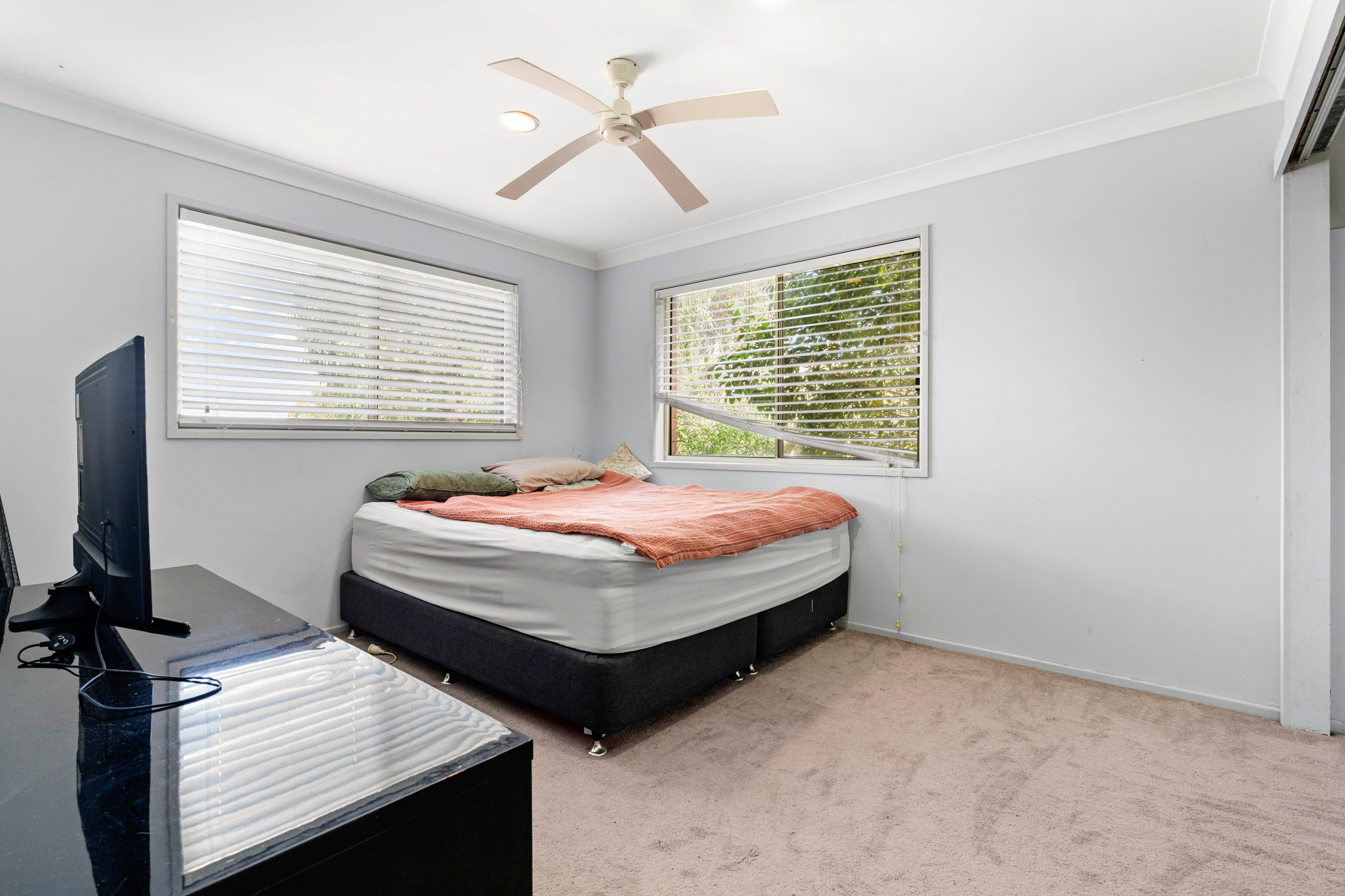 6 Dunrossil Avenue — photo 7 of 16