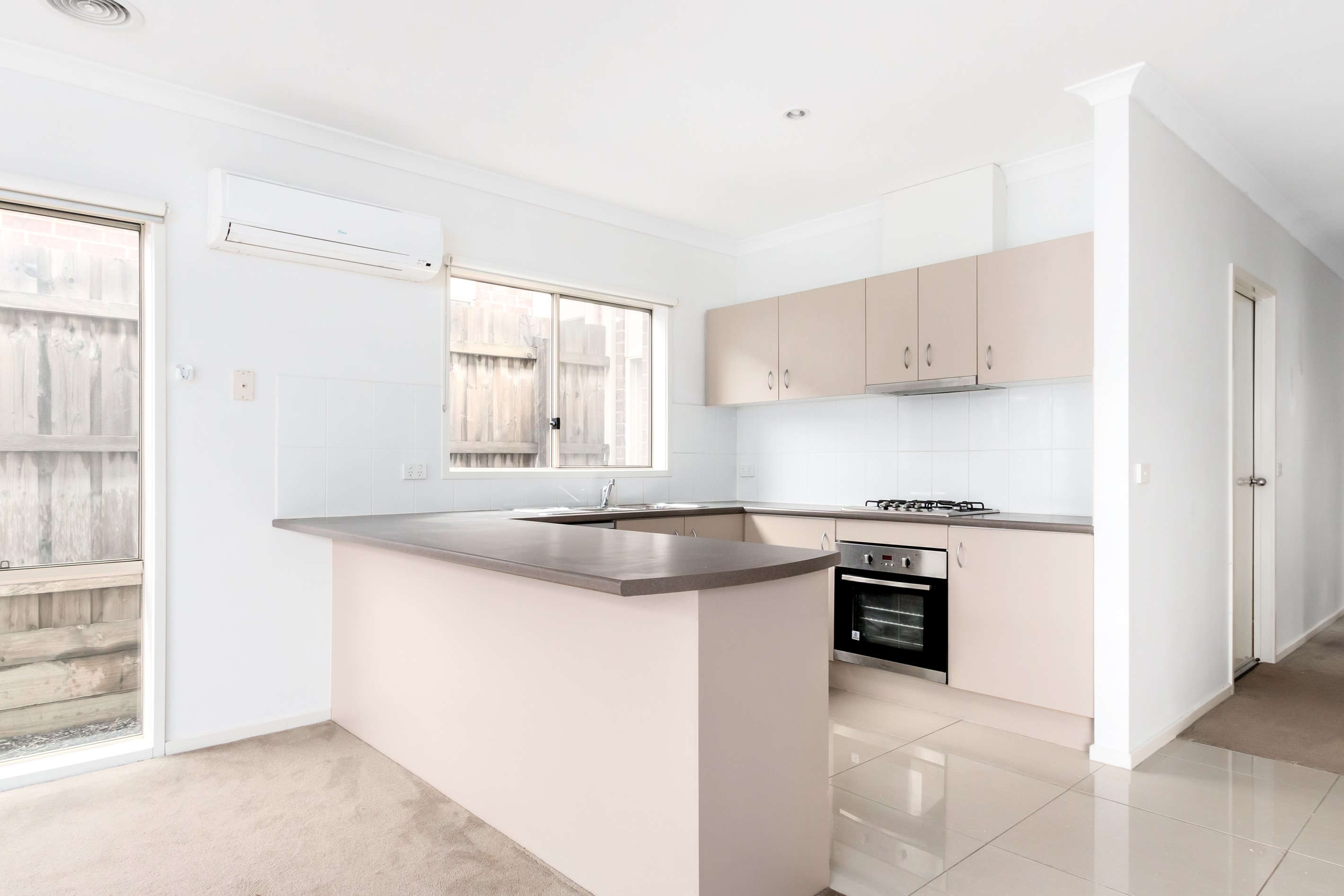 2/1-5 Meaby Drive, Pakenham, VIC 3810