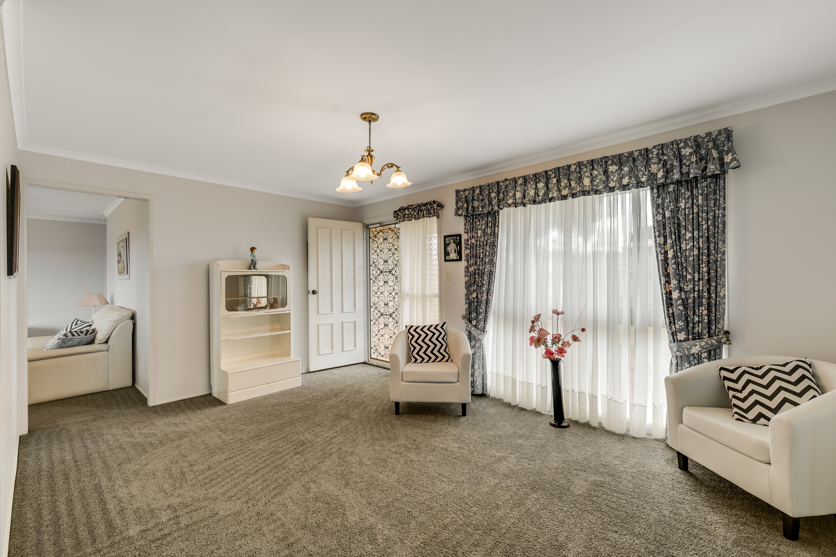 6 Blue Gum Drive, Newtown, QLD 4350