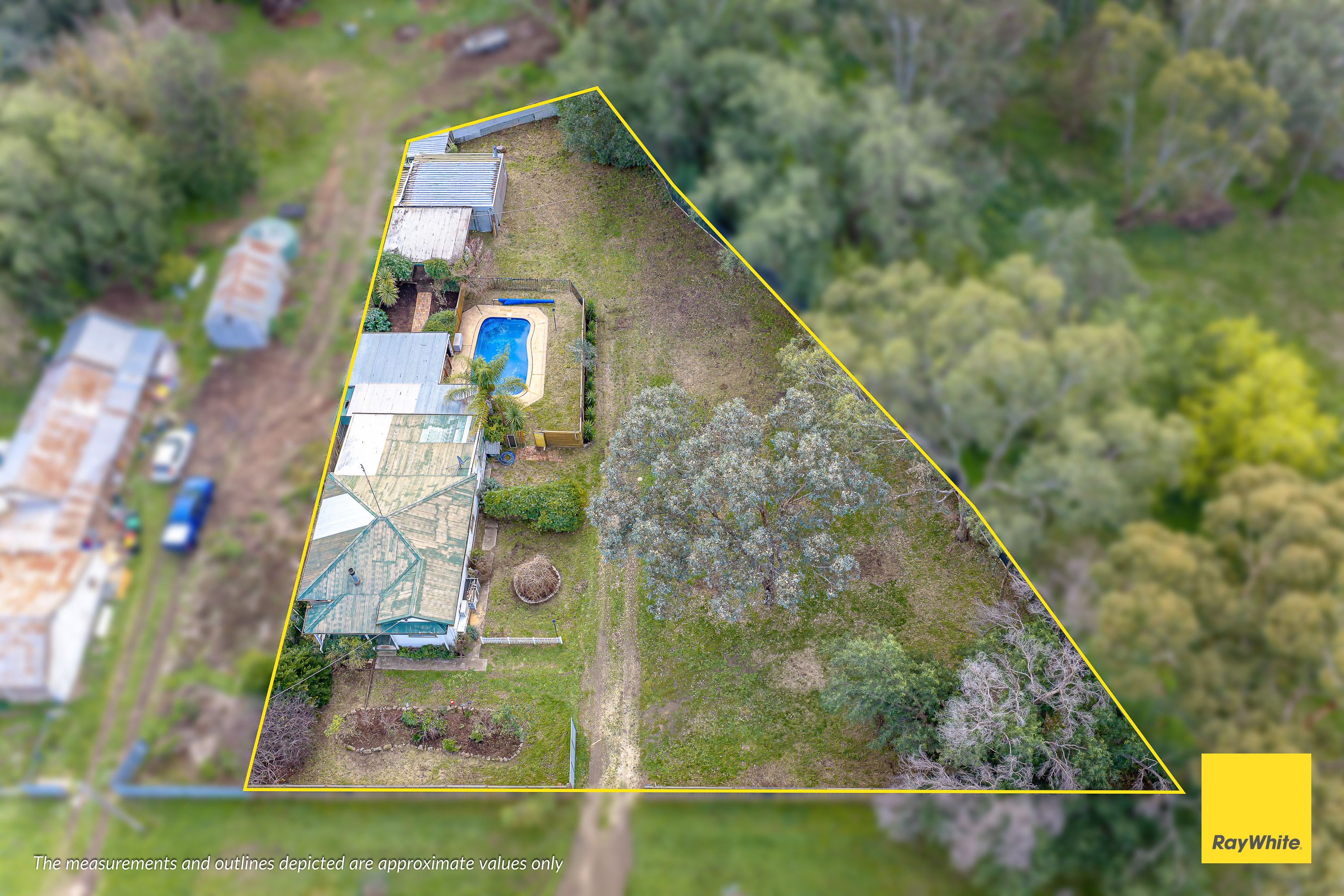 2-4 Mitchell Street, Heathcote, VIC 3523