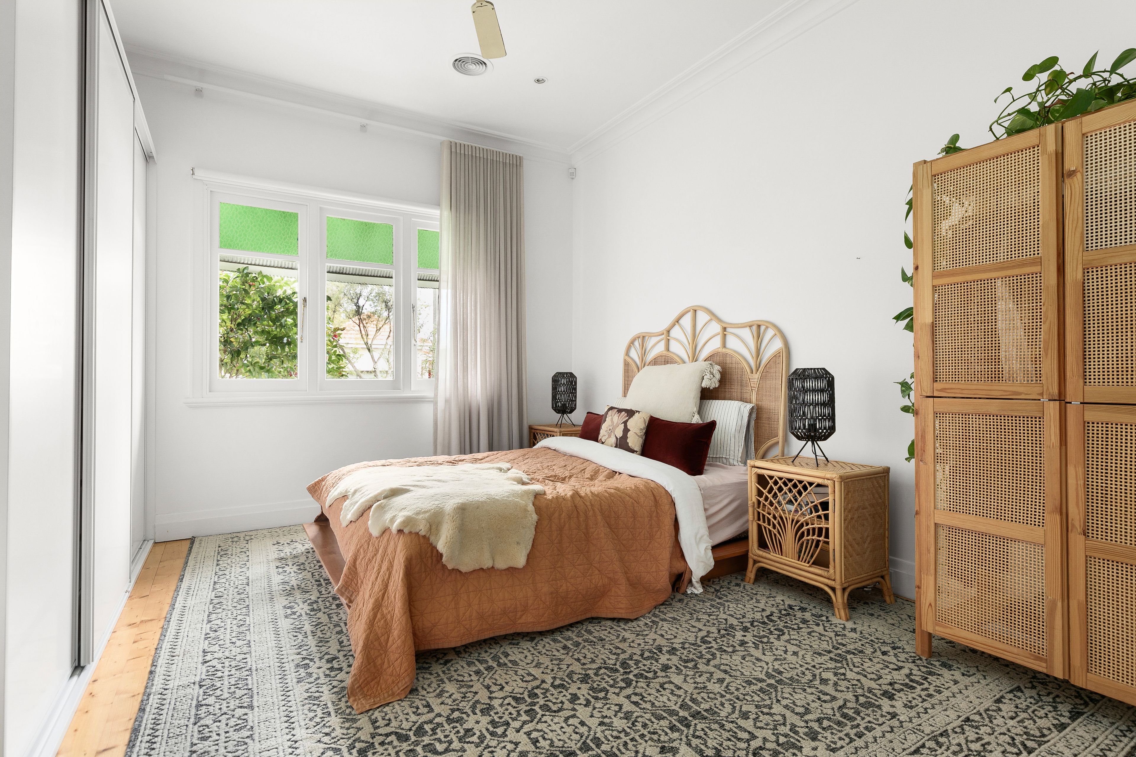 13 Hardwick Street — photo 8 of 18