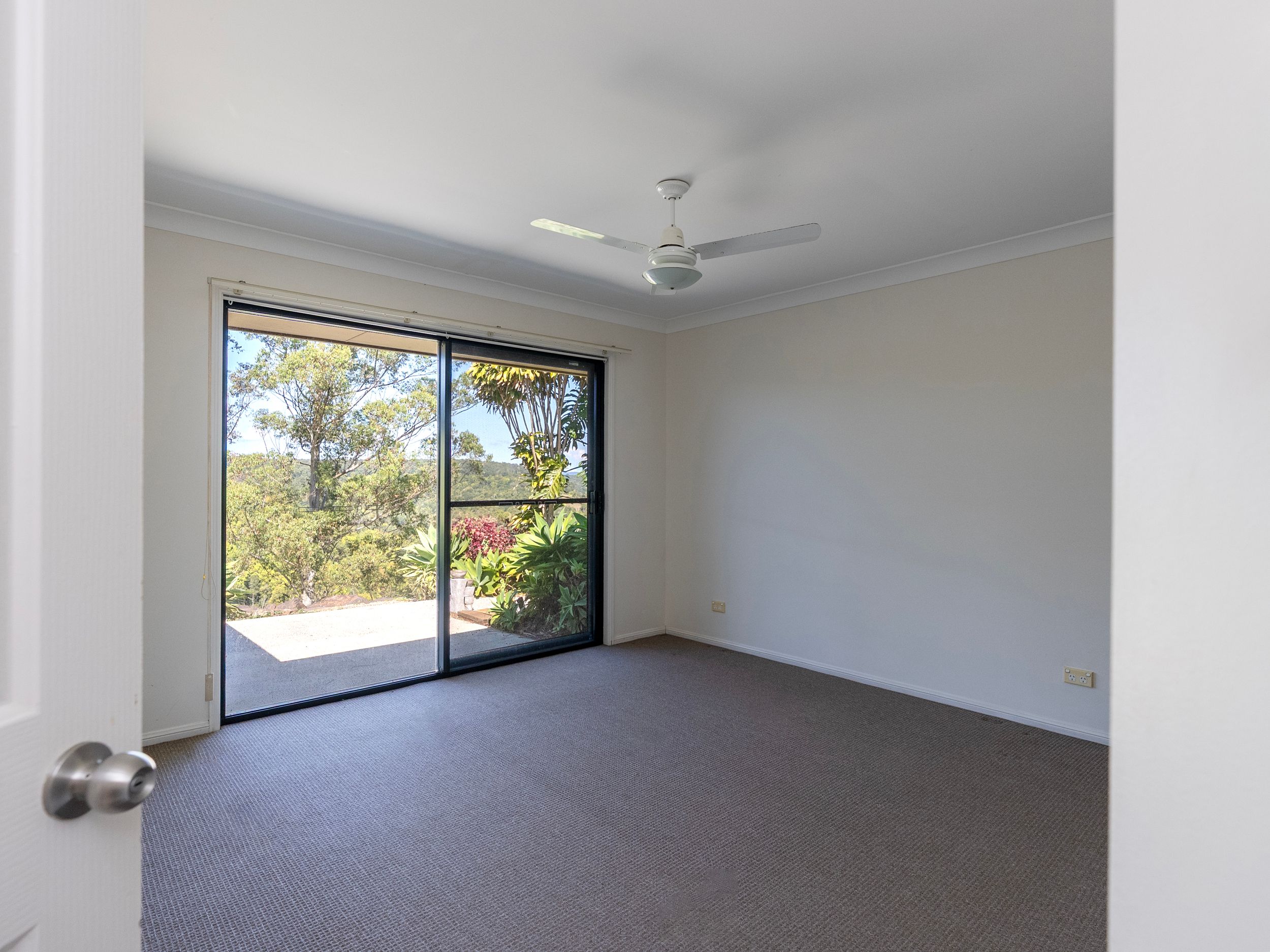 53 Barrys Road — photo 11 of 24