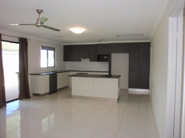7 Eagle Street, Emerald, QLD 4720
