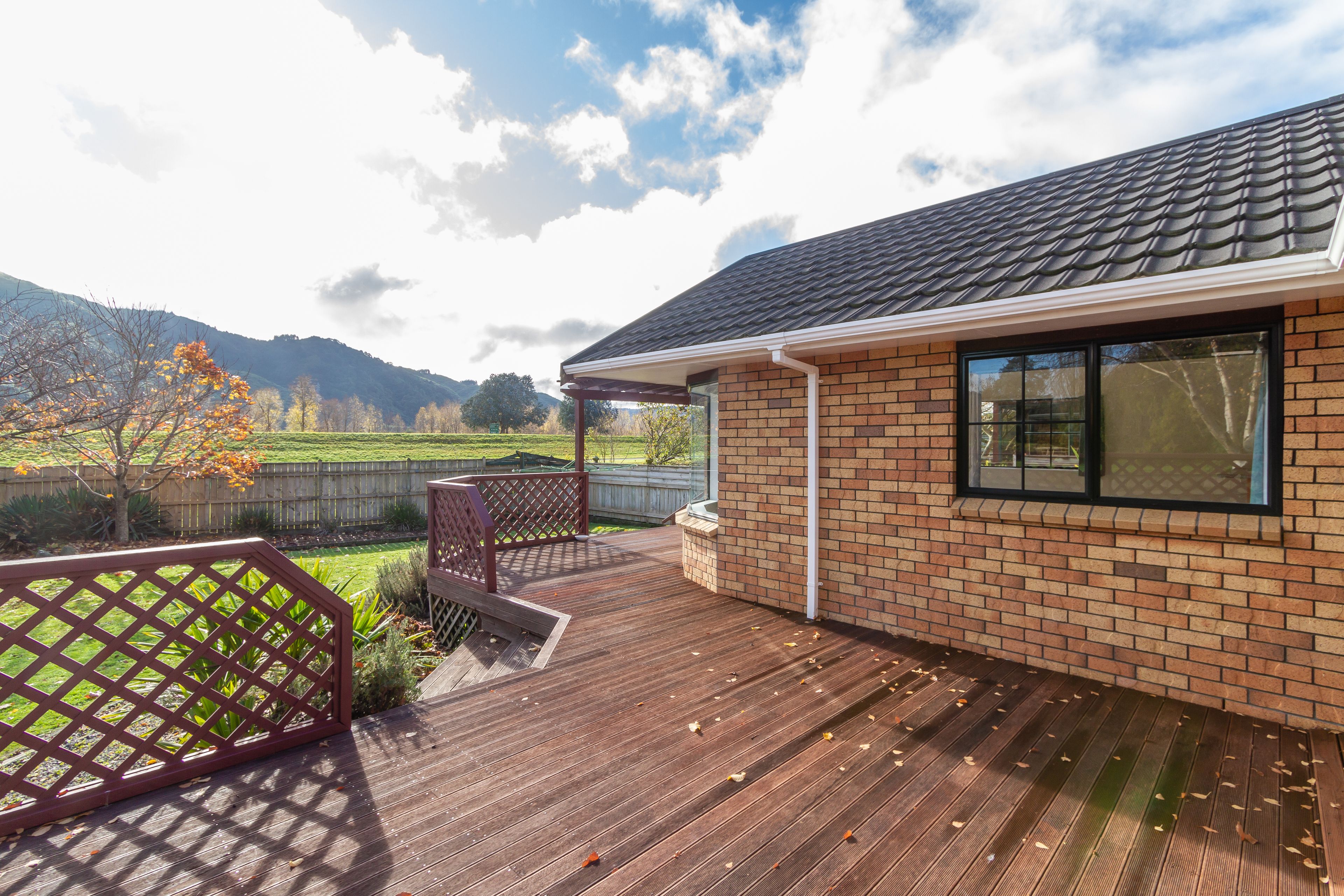 1 Alleys Way, Ebdentown, Upper Hutt City