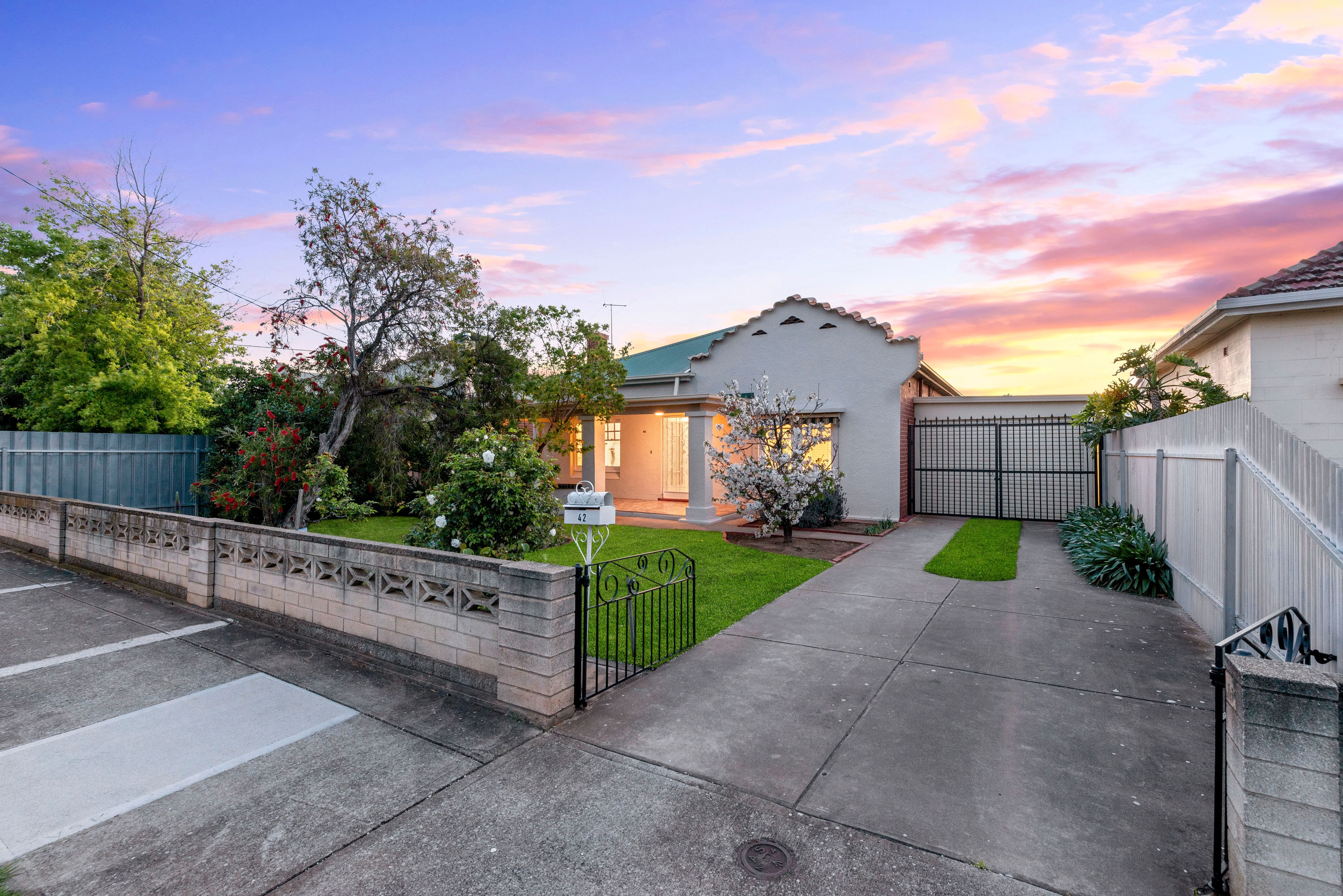 42 Ledger Road, Woodville South, SA 5011