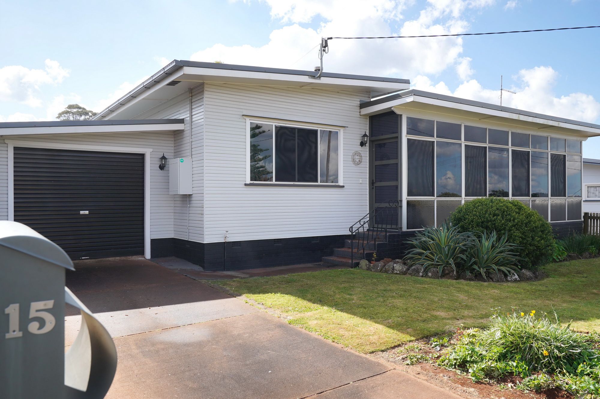 15 Fitzpatrick Street, Wilsonton QLD 4350