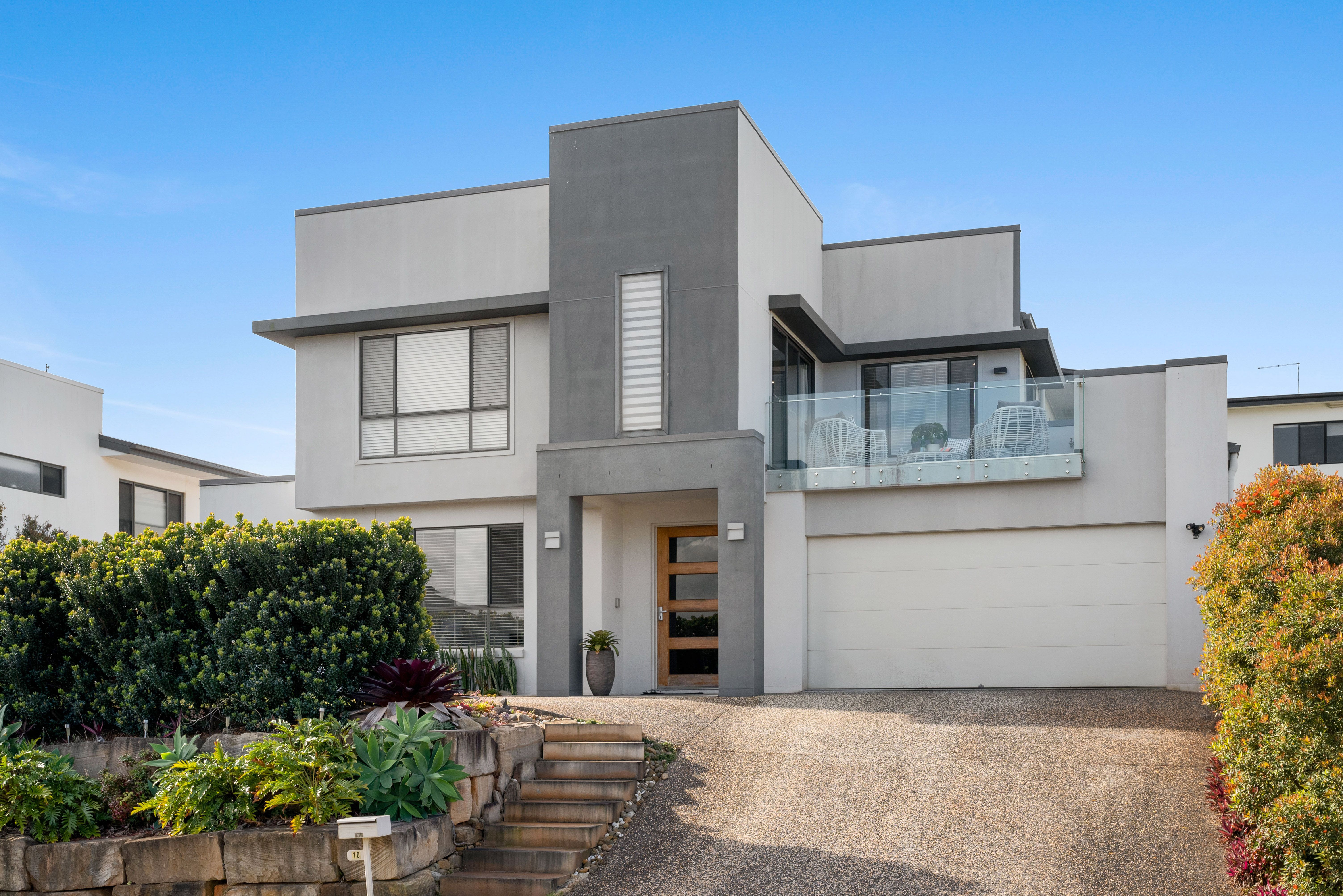 10 Linacre Crescent, Carindale QLD 4152