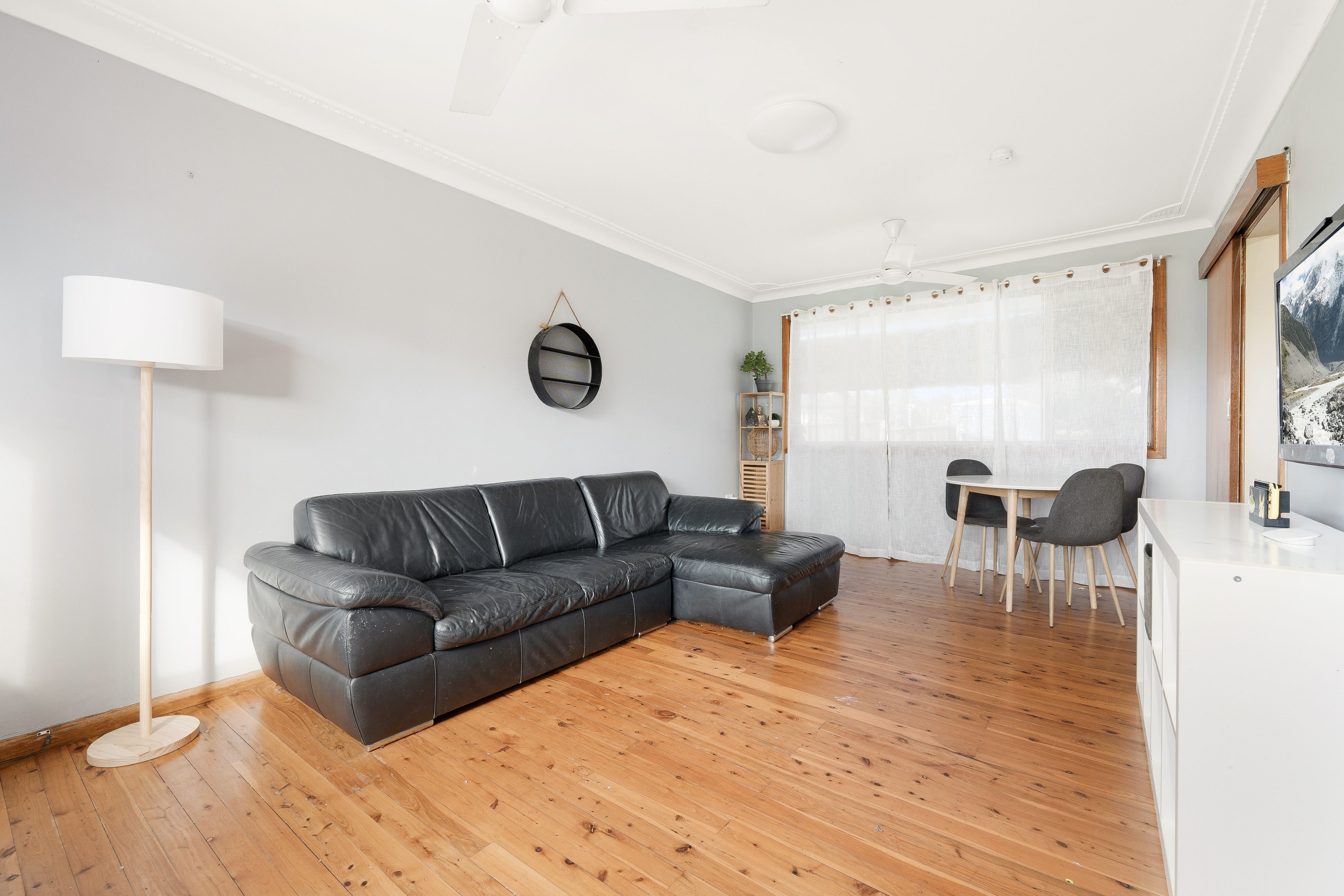 4 Kareela Crescent, Greenacre, NSW 2190