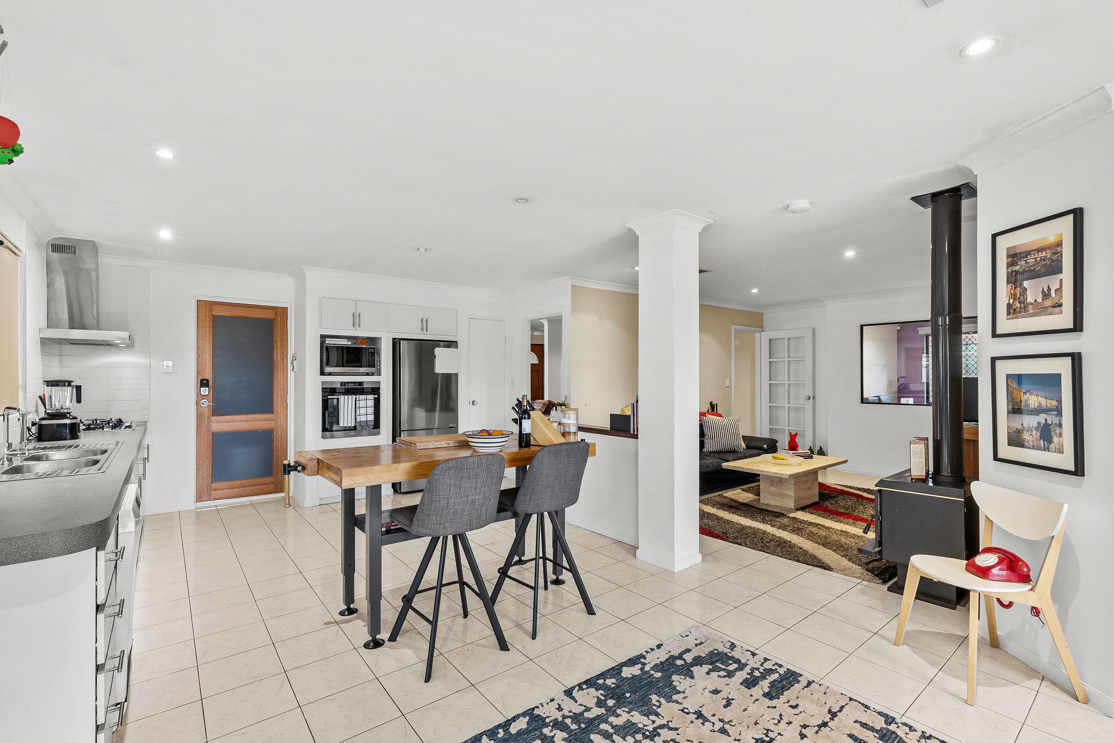 6 Calway Rise, Kiara, WA 6054