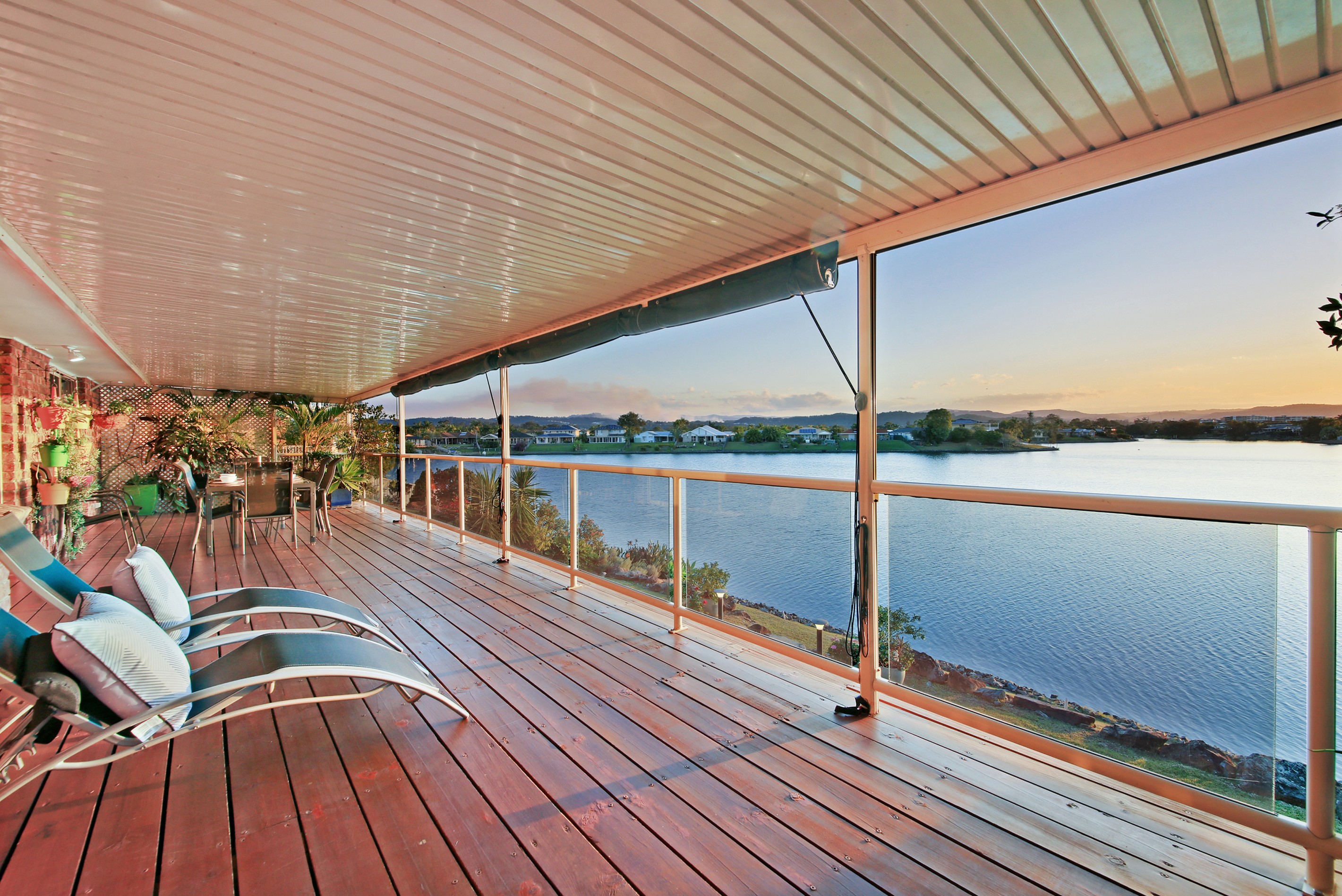 11 Silvabank Drive, Varsity Lakes, QLD 4227
