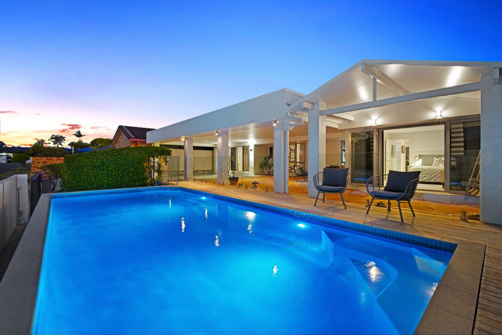 23 Redleaf Court, Burleigh Waters, QLD 4220