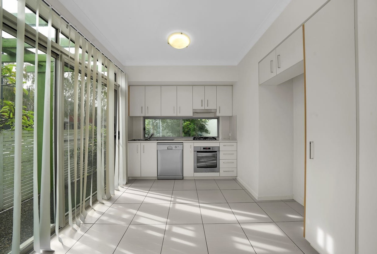 11 Conimbla Street, Fitzgibbon, QLD 4018