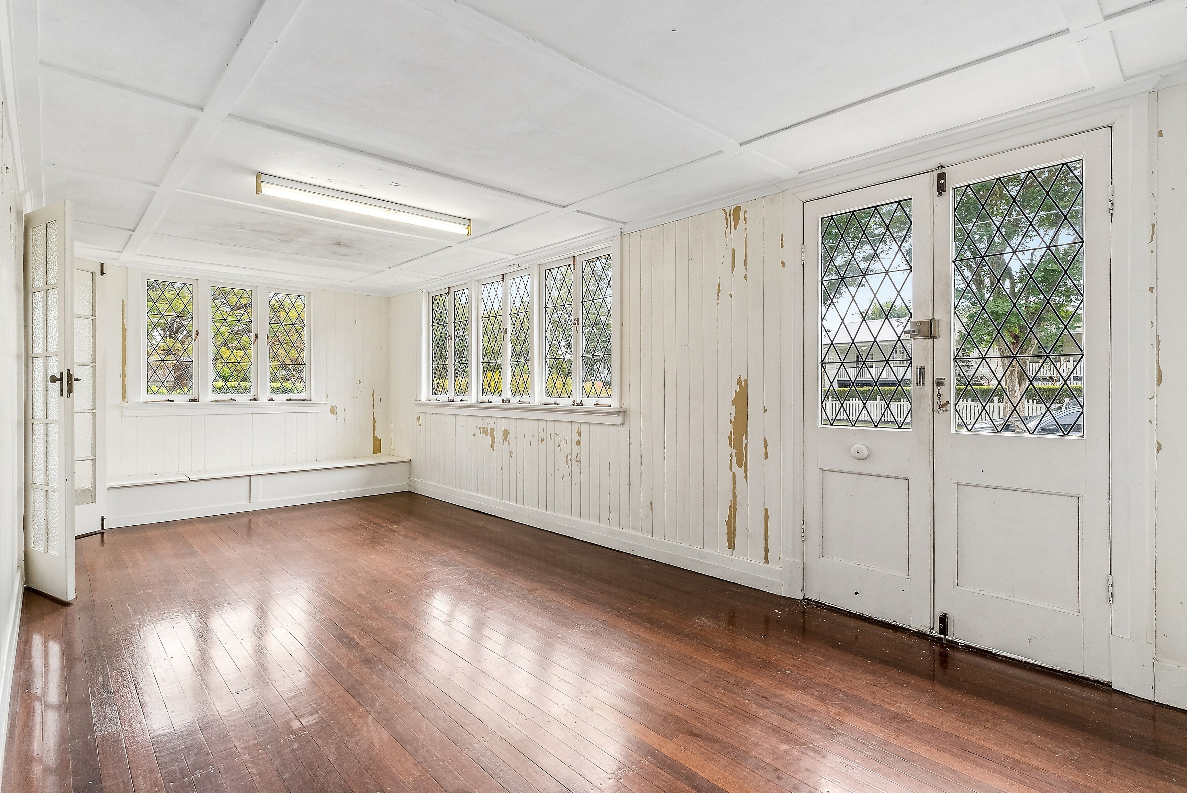 54 Mortlake Road, Graceville, QLD 4075