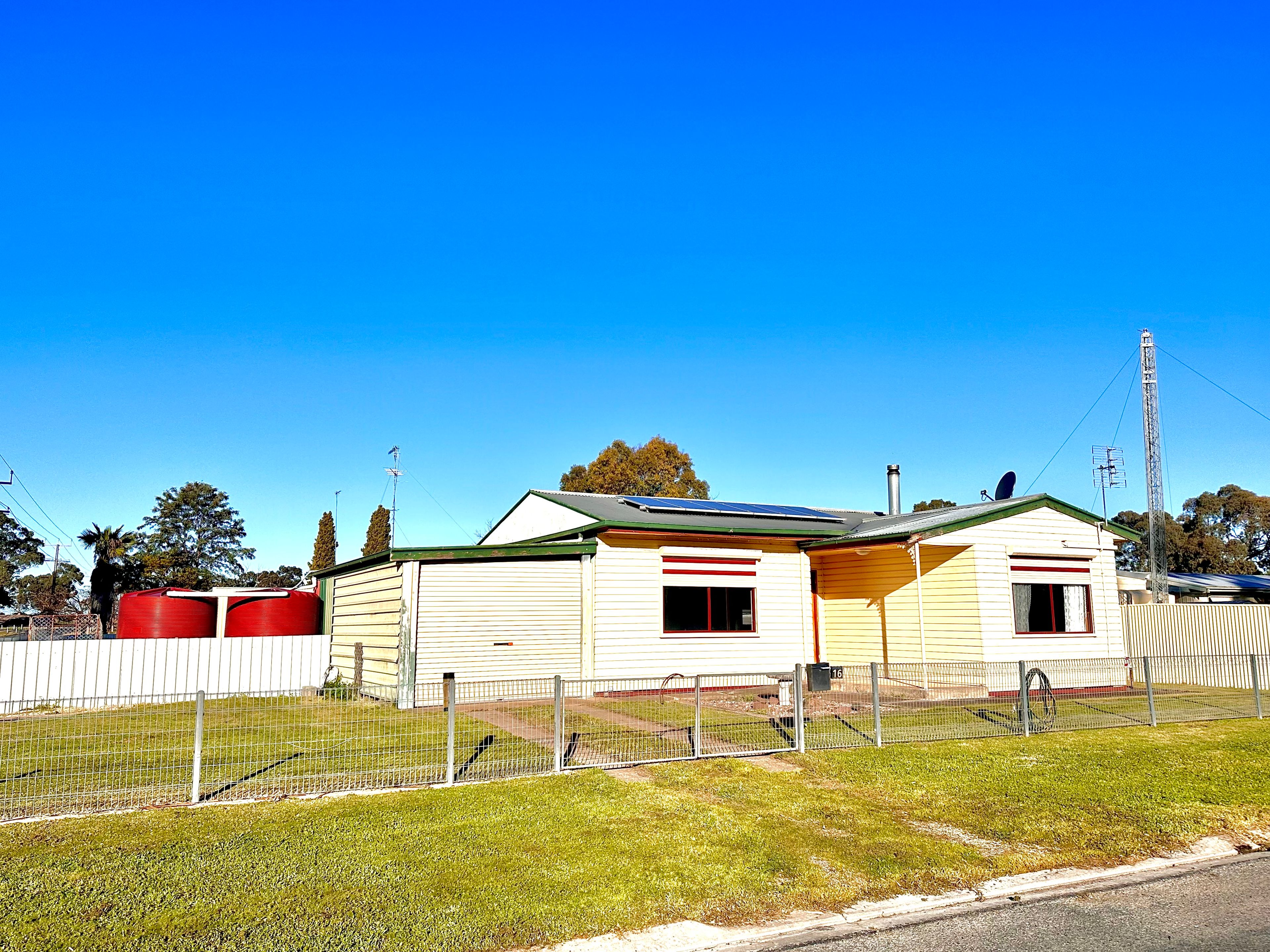 16 High Street, Bordertown, SA 5268 Sold House Ray White Bordertown