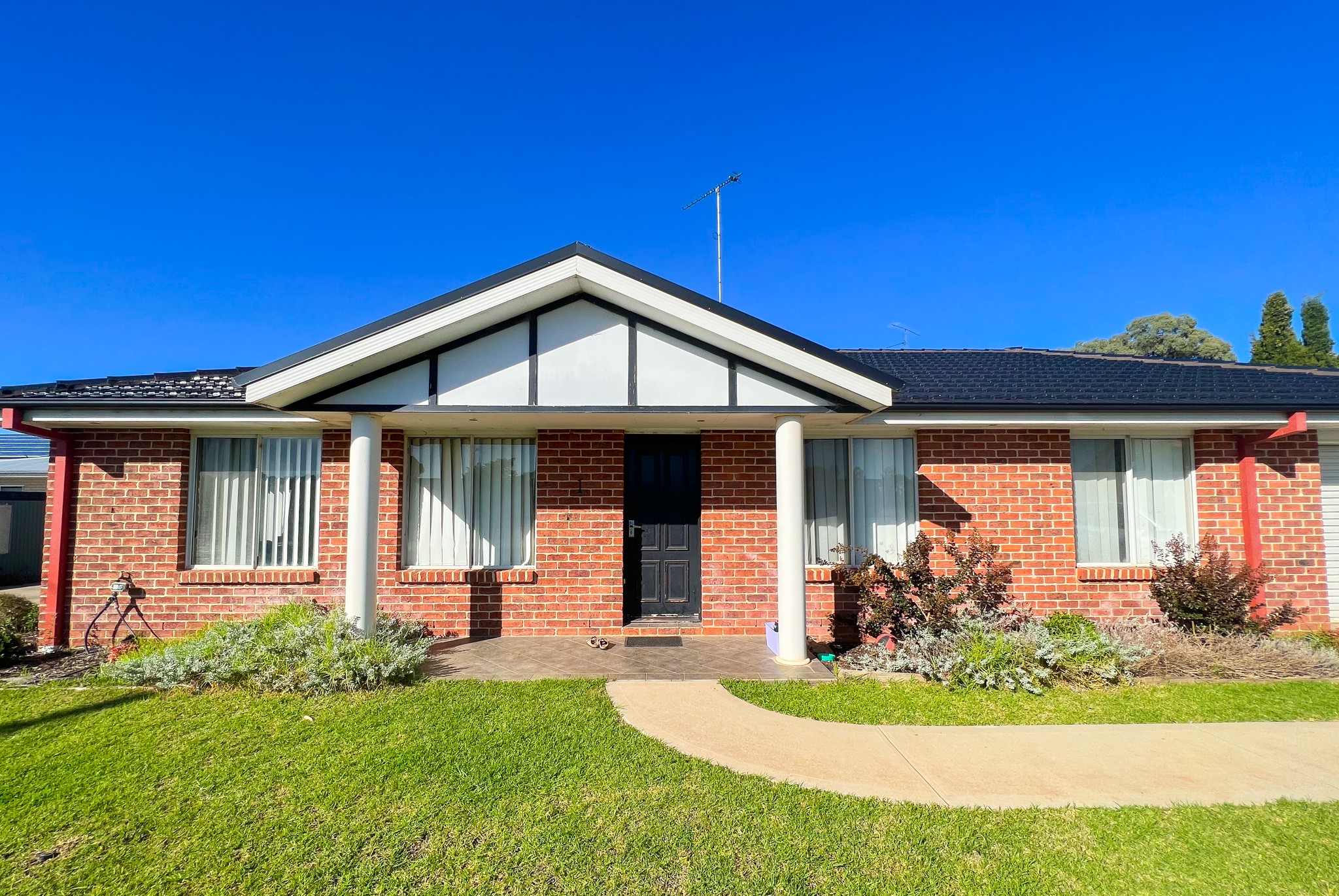 1/210 Neeld Street, Wyalong, NSW 2671
