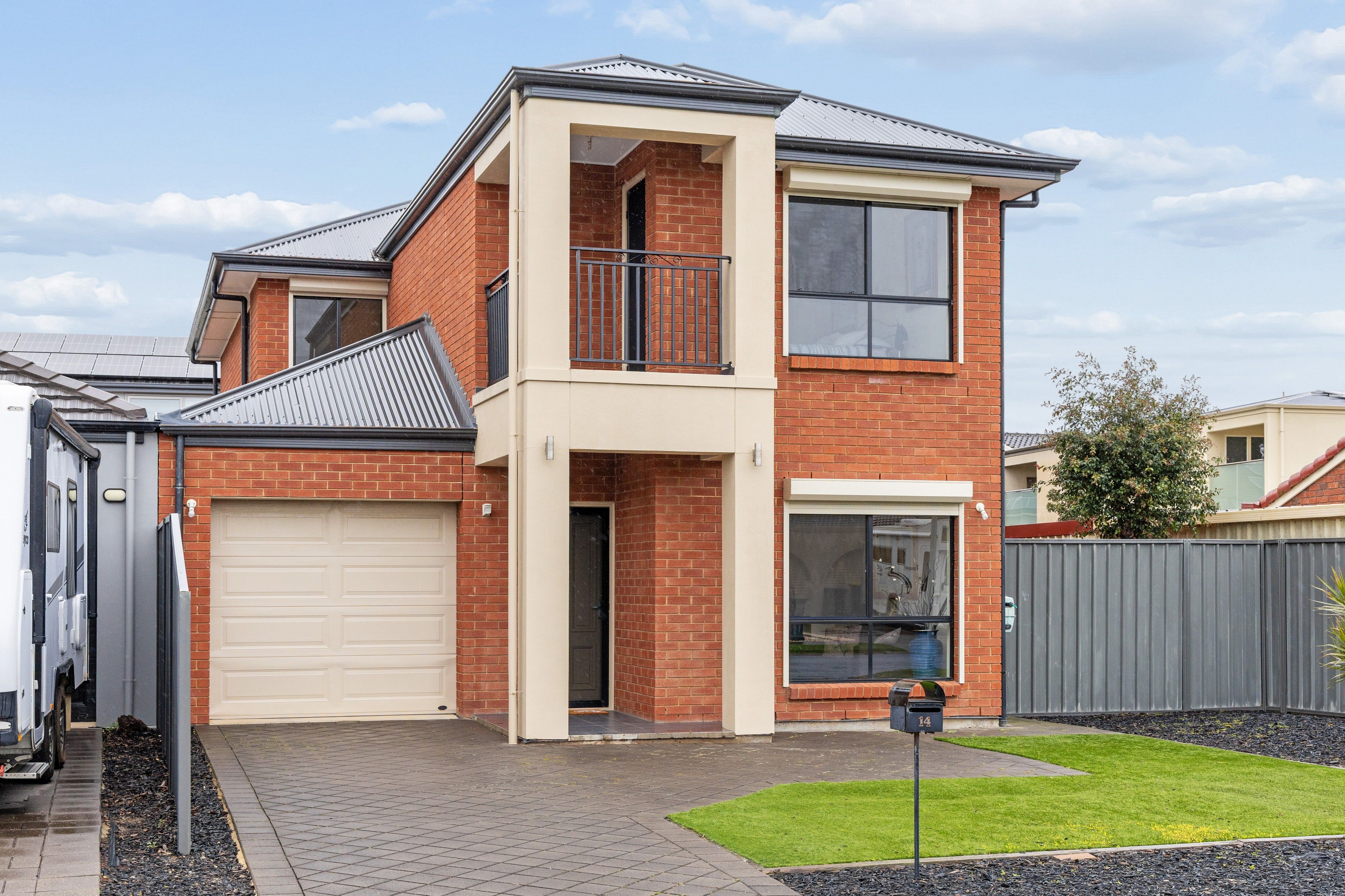 14 Heysen Crescent — photo 21 of 23