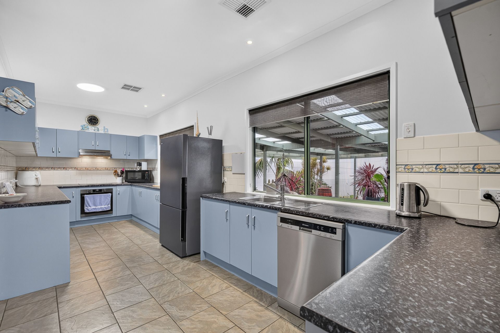 16 Golding Street — photo 10 of 30