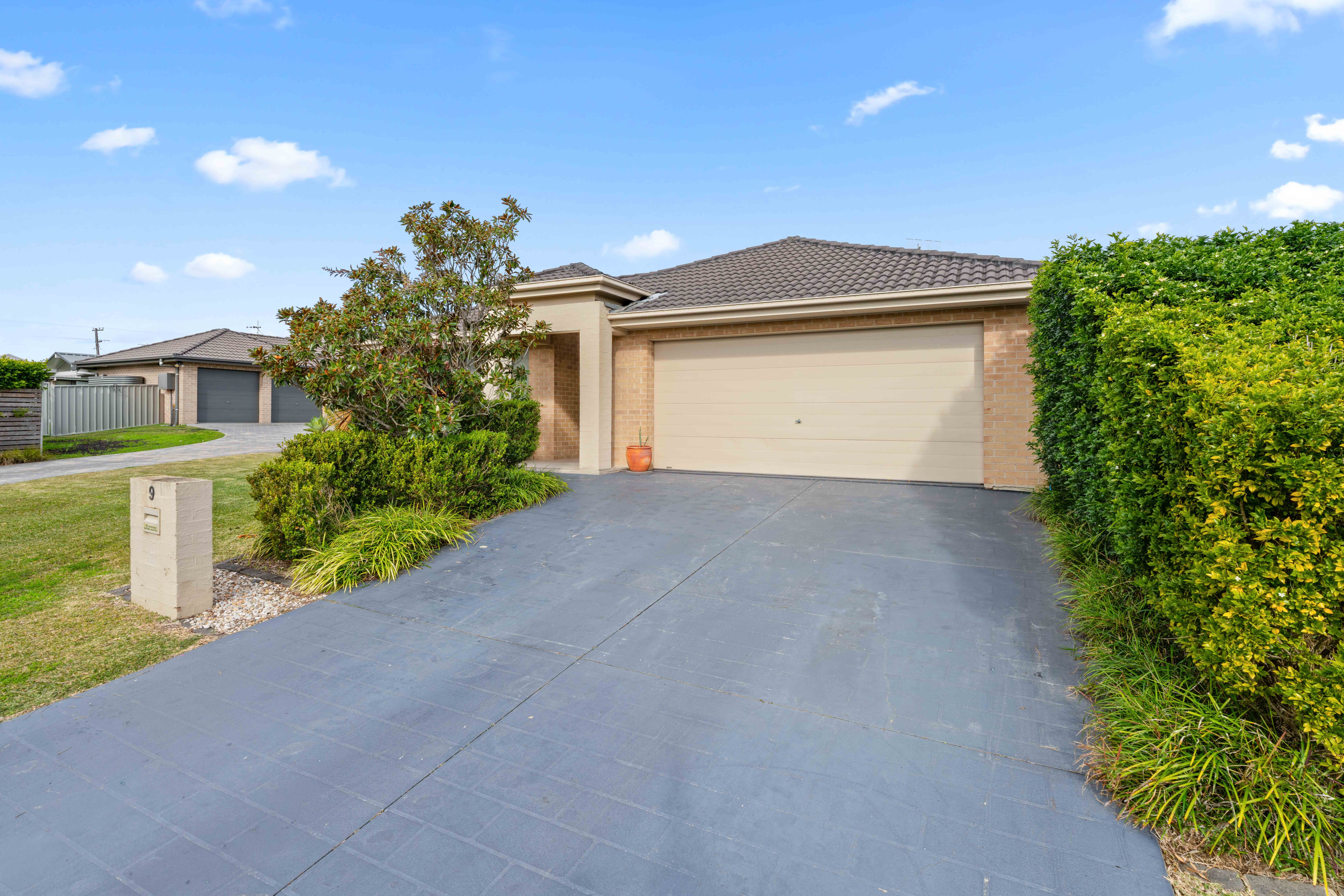 9 Terralla Grove, South Nowra, NSW 2541