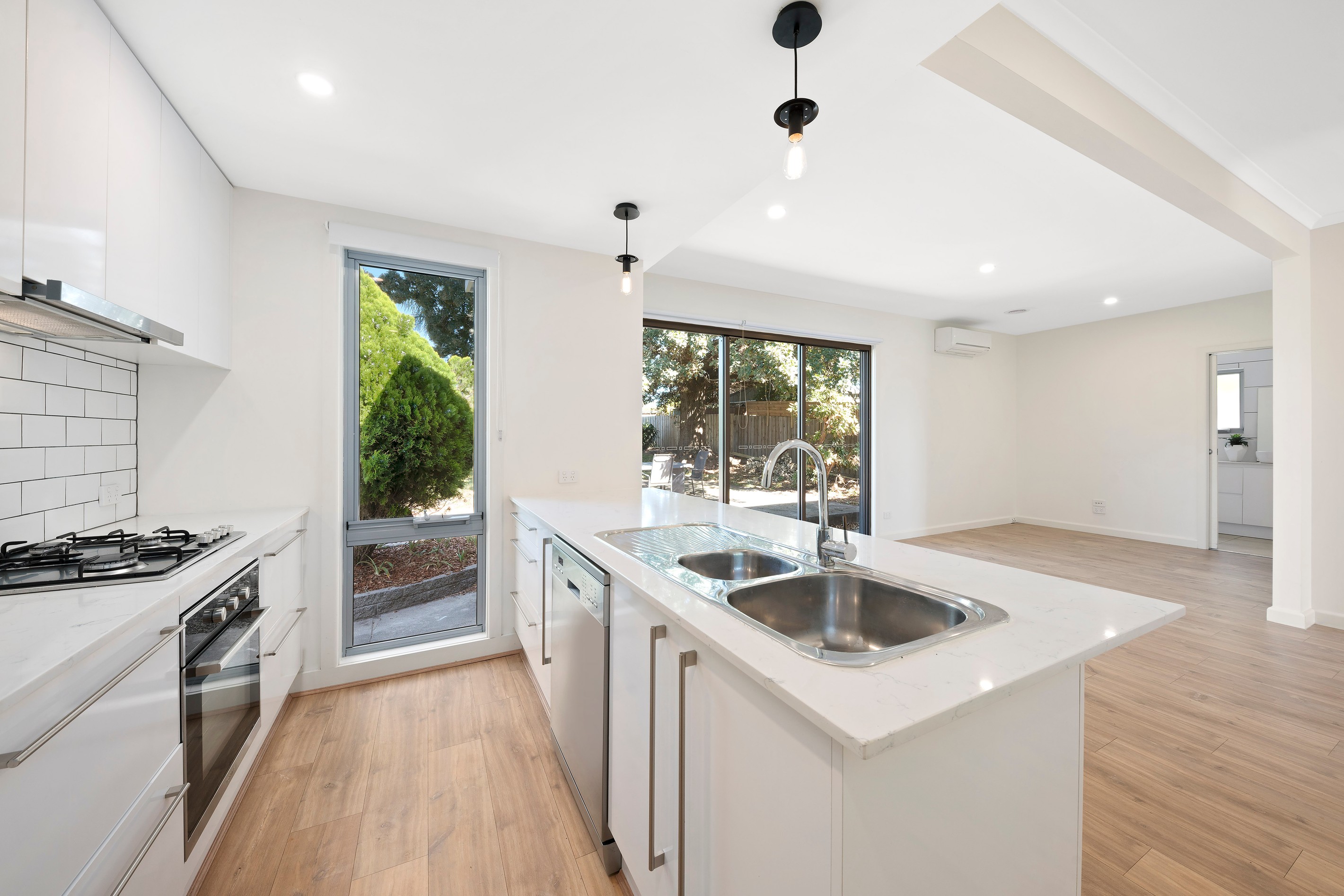 69 Braid Hill Road, Macleod, VIC 3085