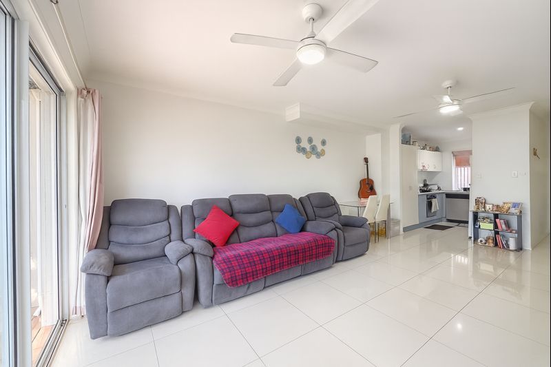 2/50 MacDonnell Street — photo 4 of 11