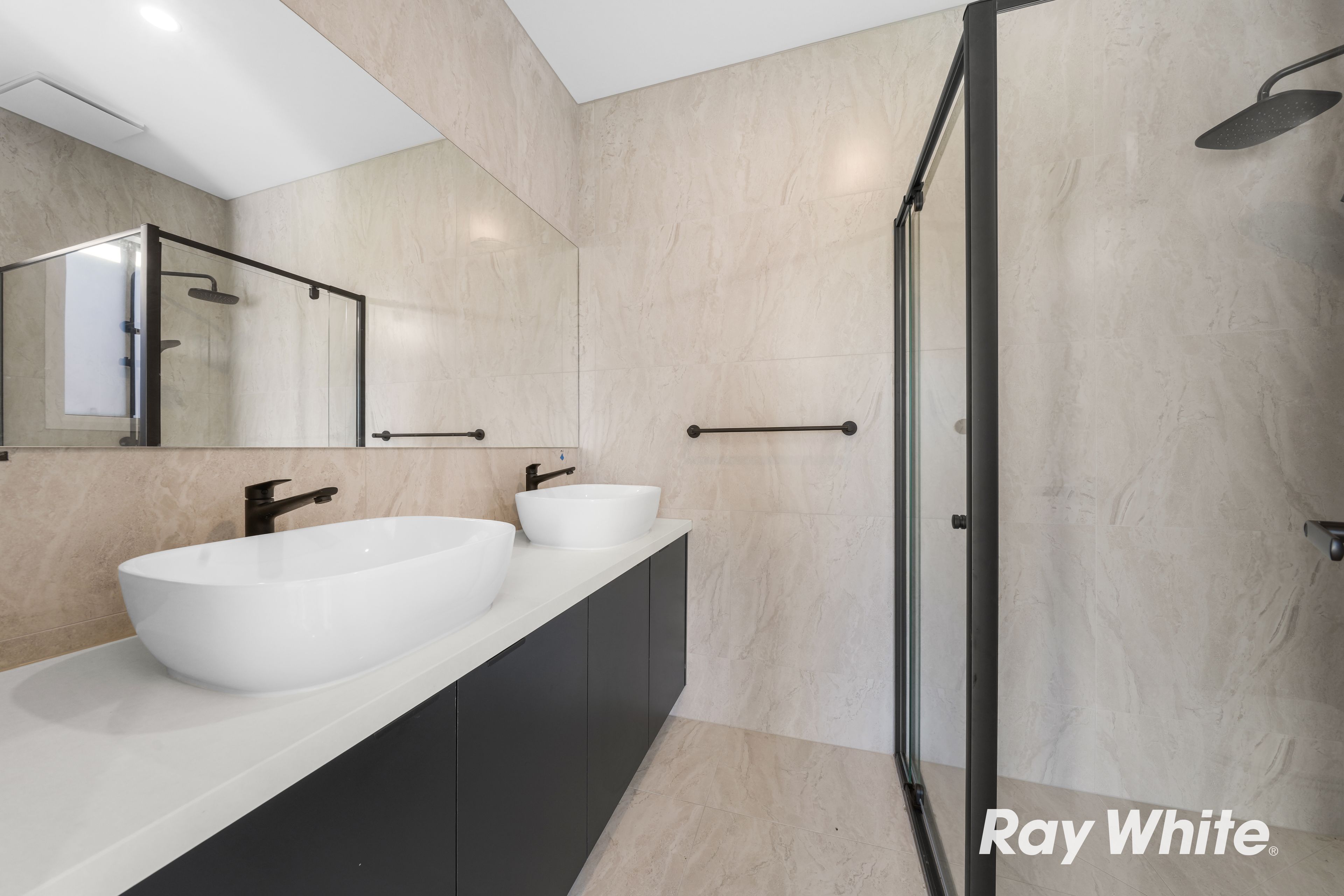 81 Aeolian Drive — photo 13 of 17