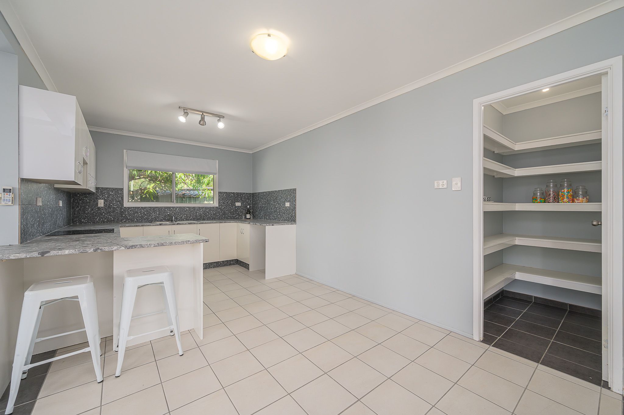 15 Sandpiper Avenue, New Auckland, QLD 4680