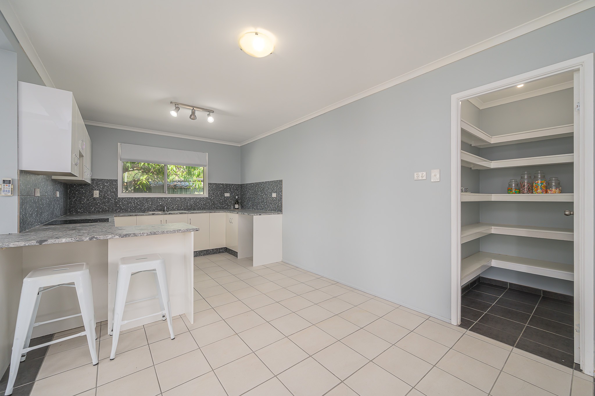 15 Sandpiper Avenue, New Auckland, QLD 4680