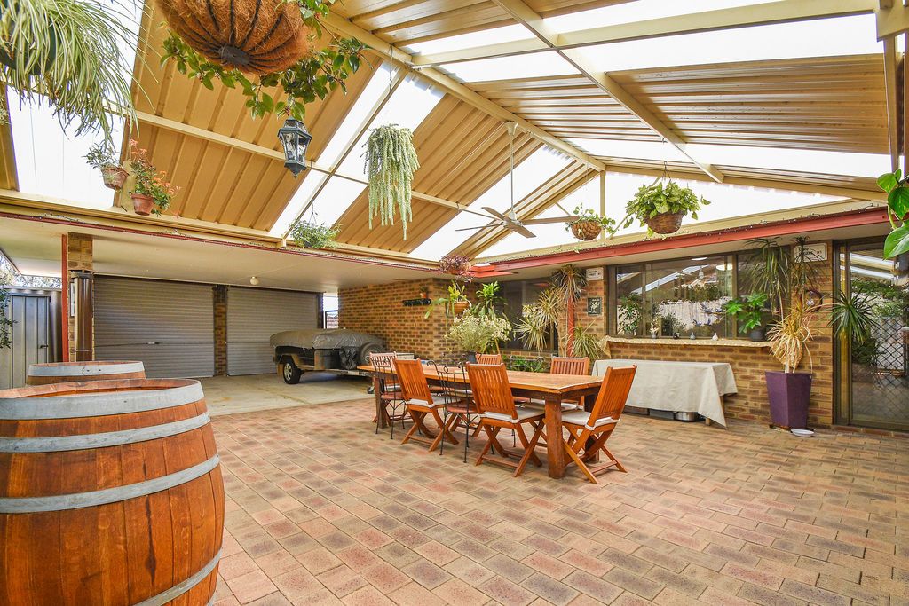 17 Drayton Green Way, Kingsley, WA 6026