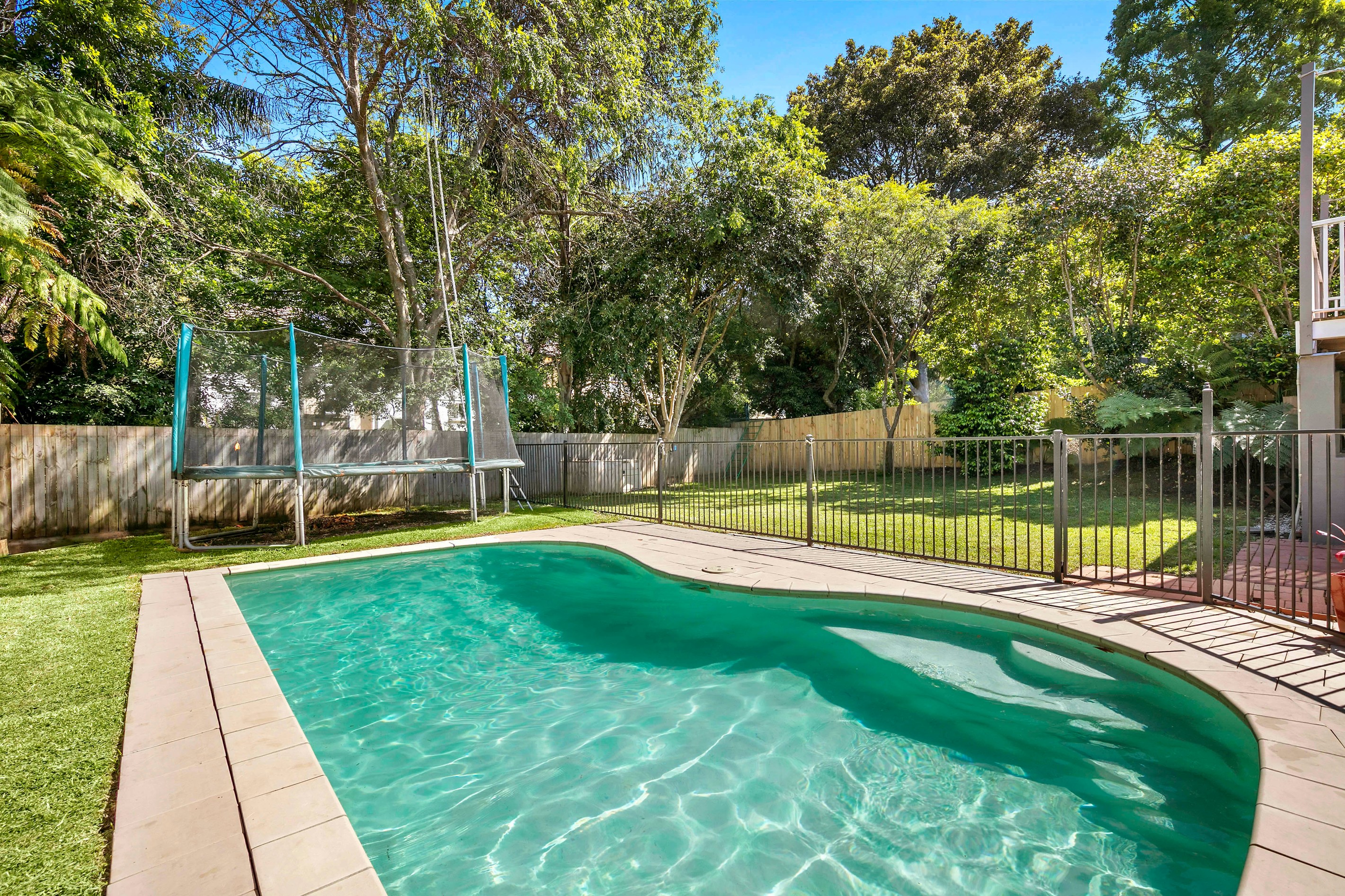 11 Putarri Avenue, St Ives, NSW 2075