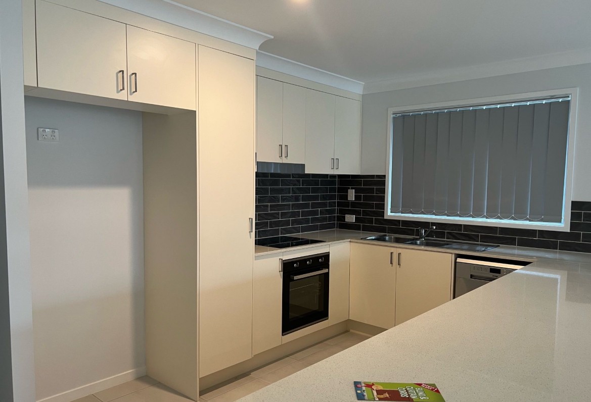 3 Tenzing Place, Springfield Lakes, QLD 4300