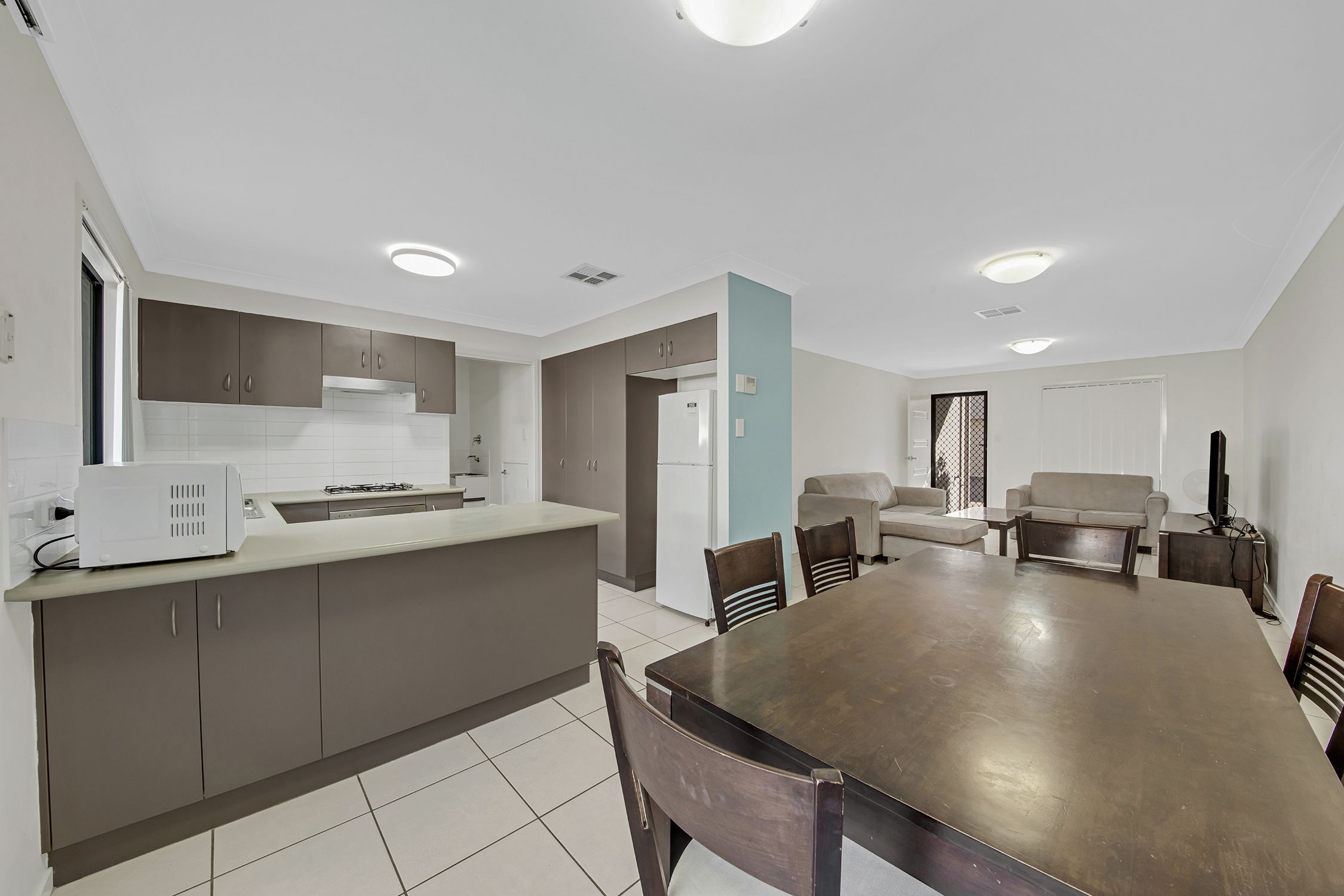 3/21 Roberts Street, South Gladstone, QLD 4680