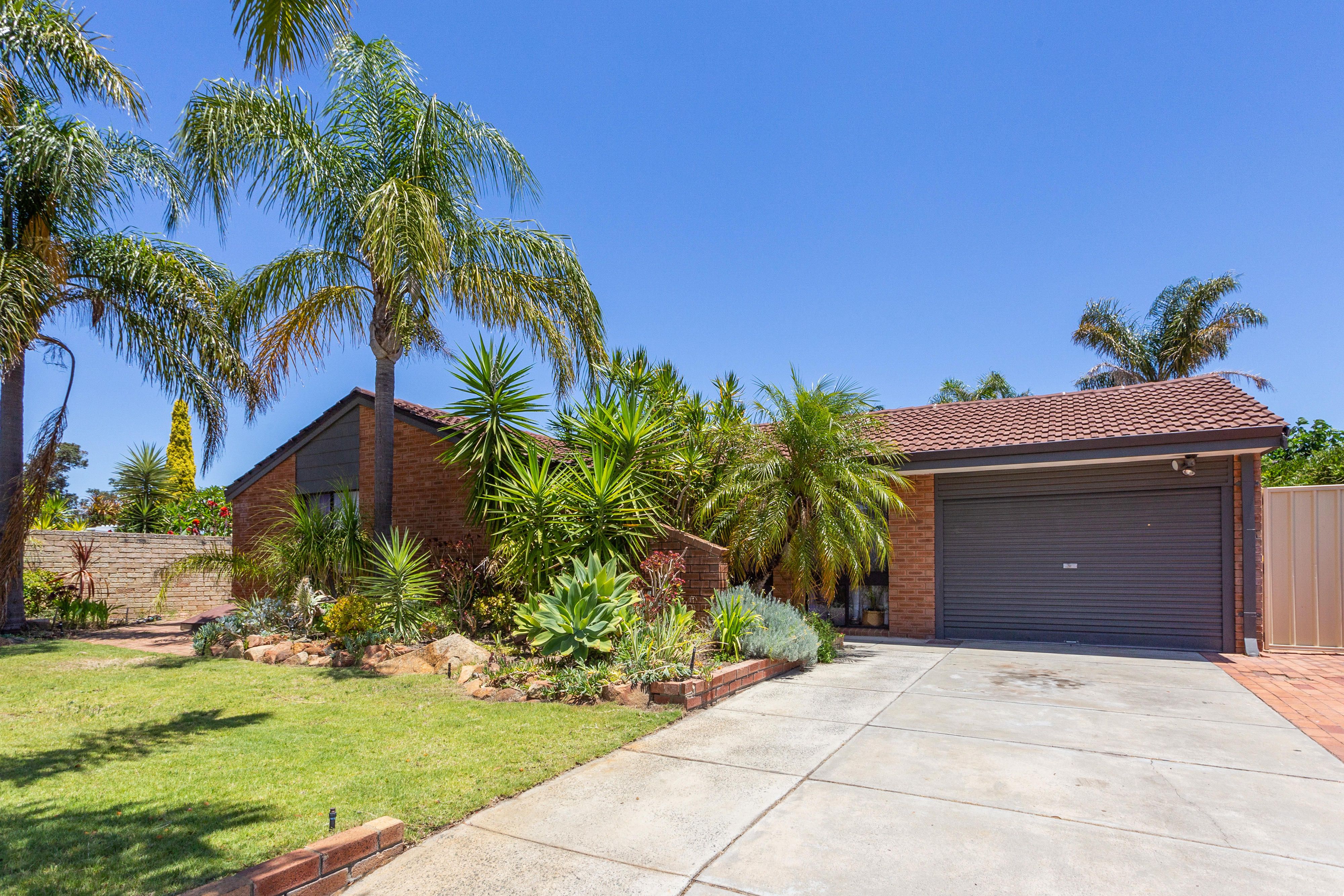 12 Bailey Place, Beechboro WA 6063
