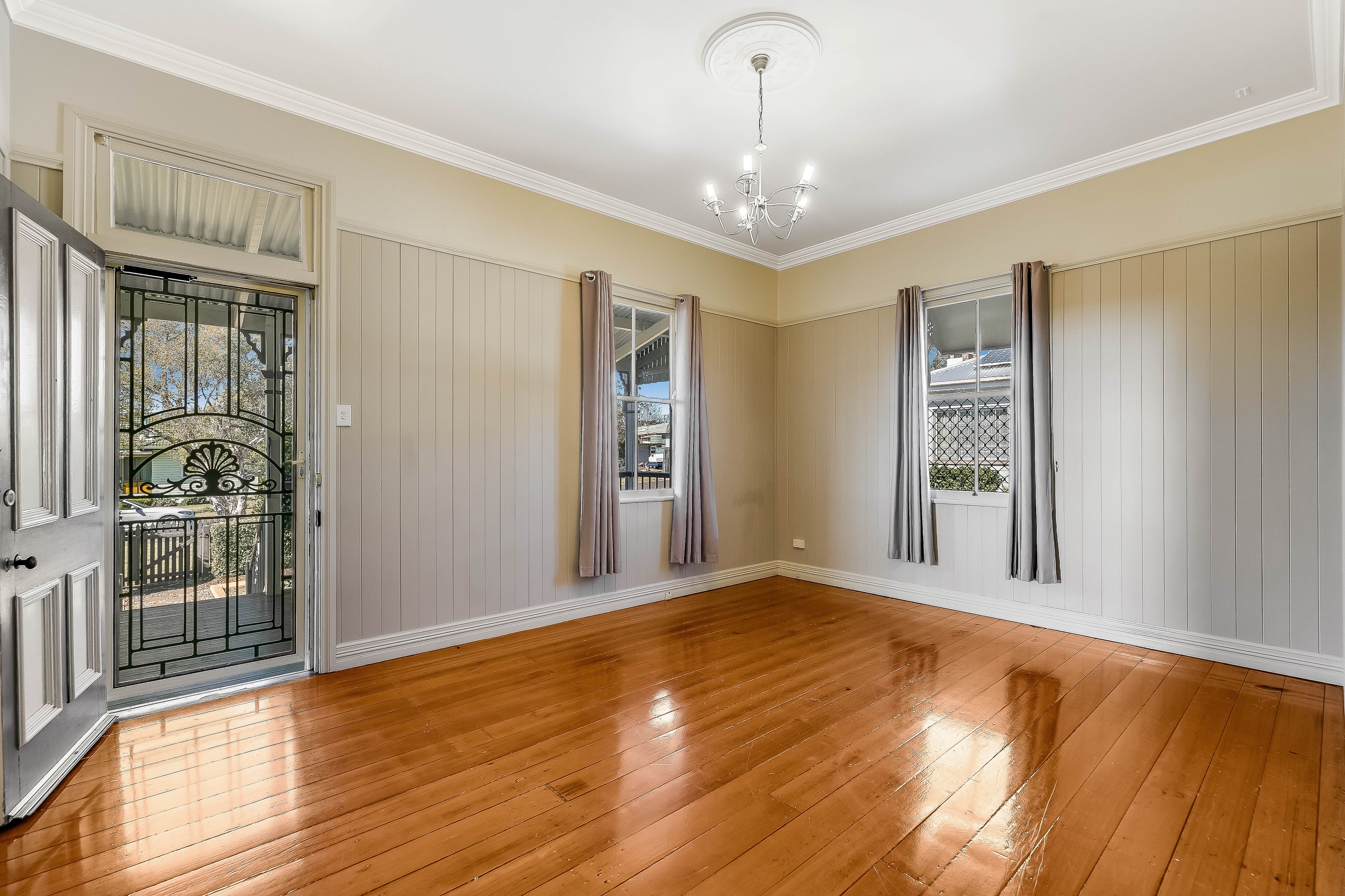 29 Lloyd Street, Harristown, QLD 4350