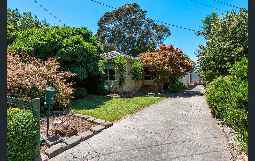 14 Allister Close, Knoxfield, VIC 3180