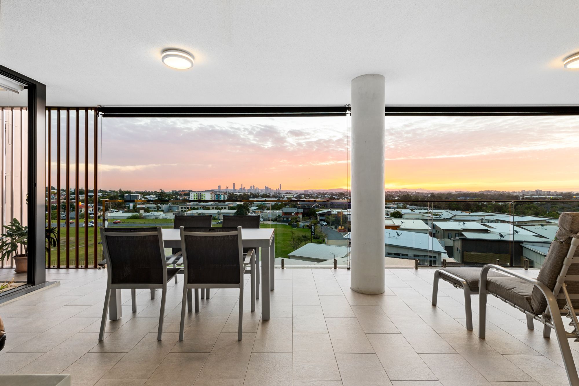 1401/1918 Creek Road, Cannon Hill, QLD 4170
