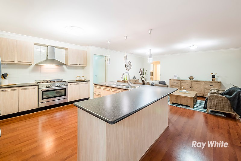 2 King Fern Close, Lyndhurst, VIC 3975