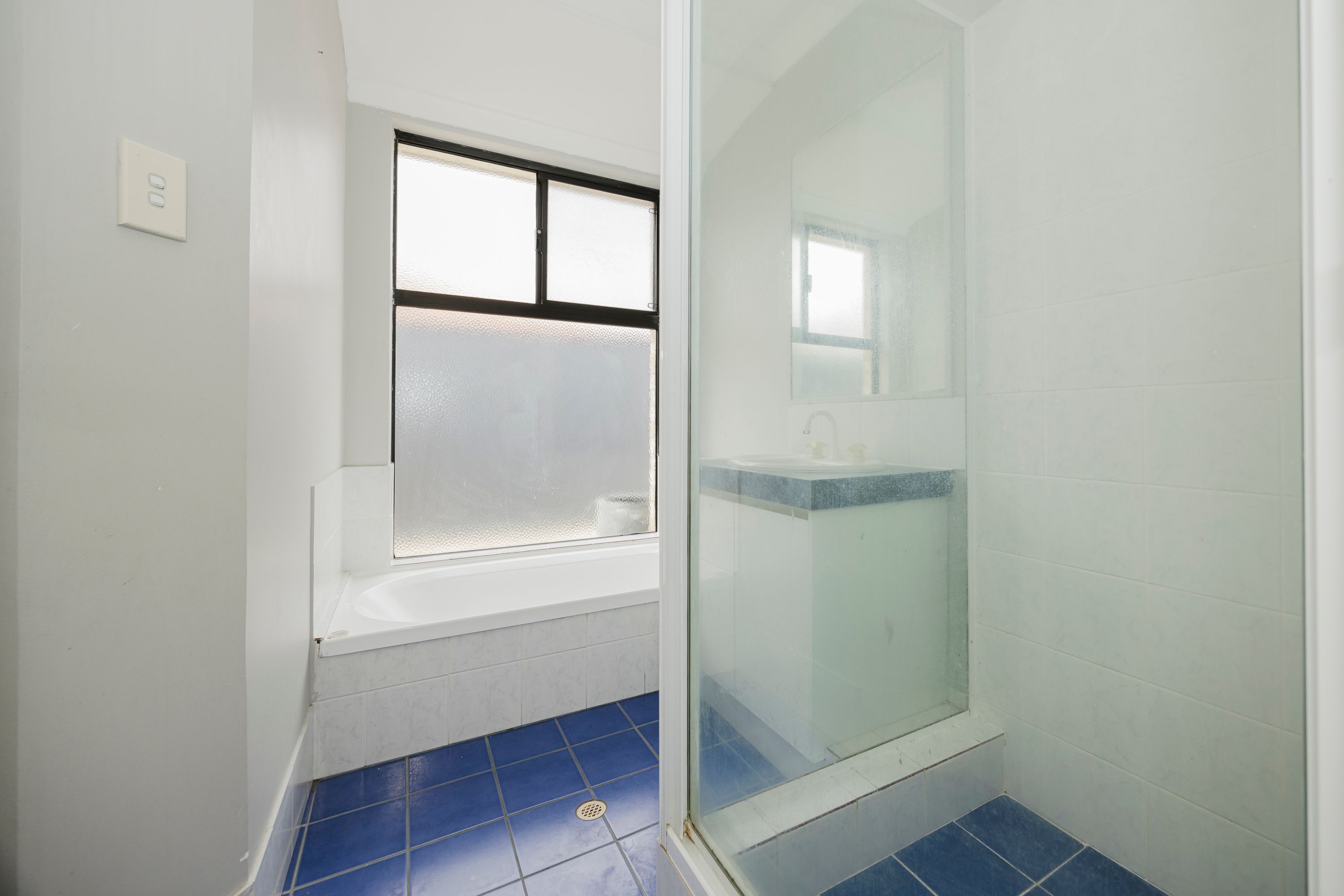 14 Pyrenees Court — photo 17 of 30