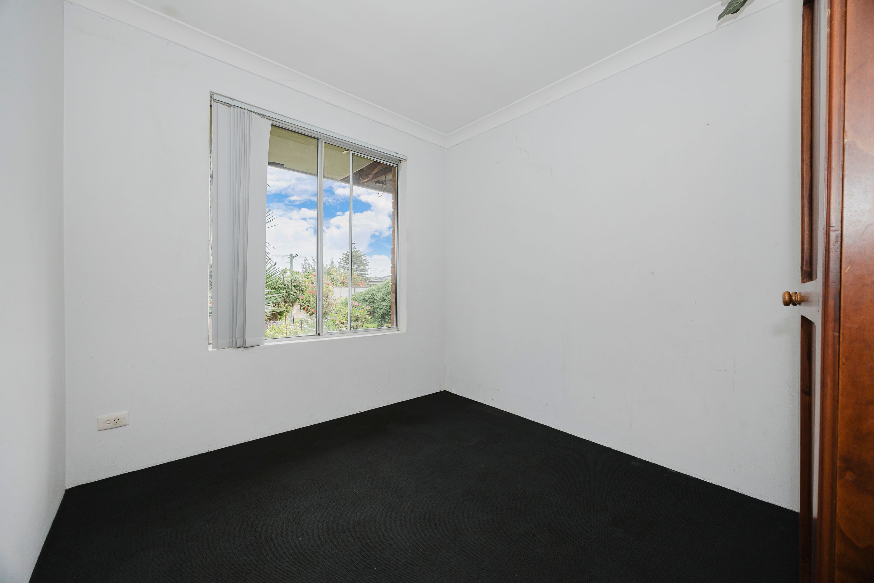 12 Dreyer Court — photo 10 of 15