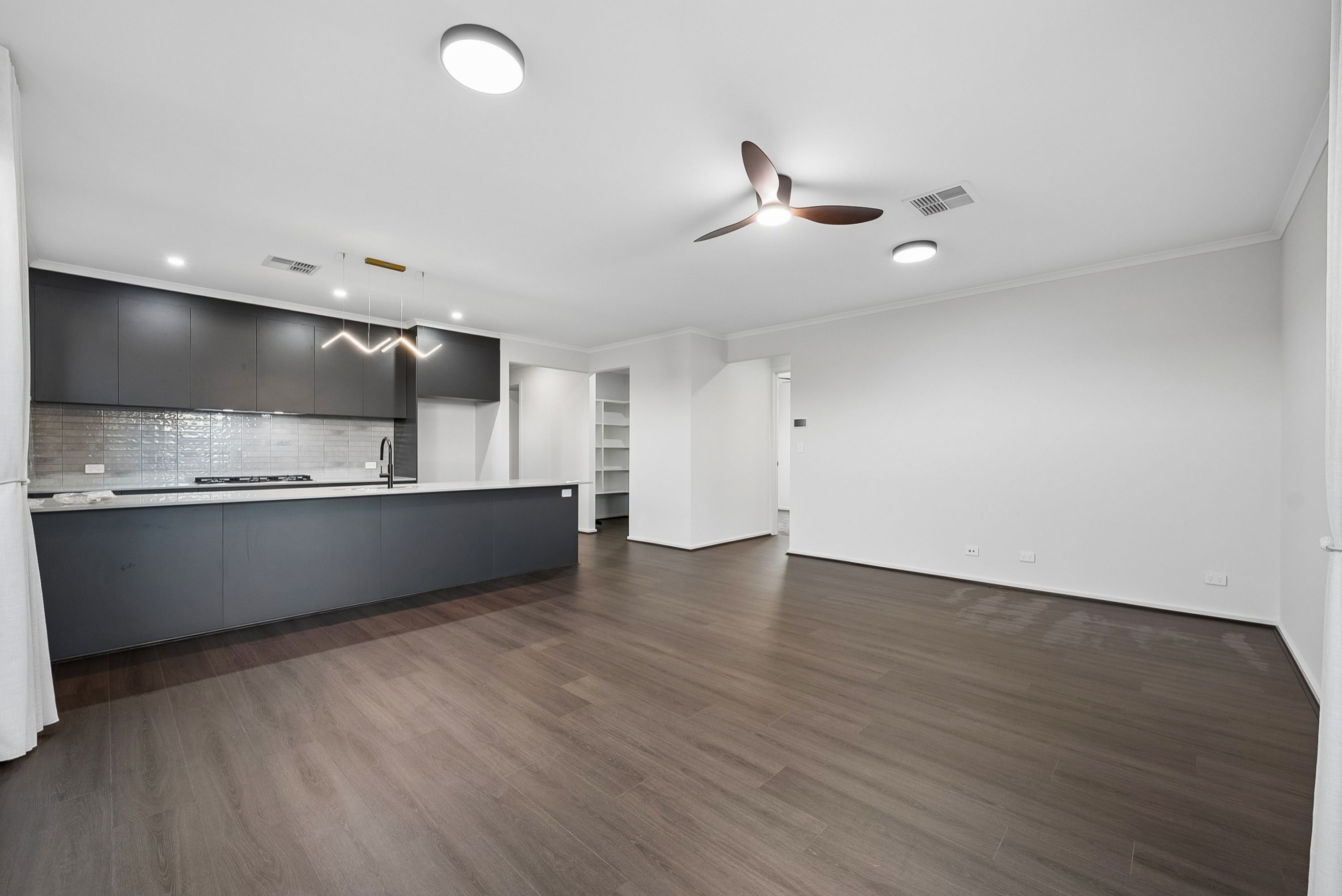 44 Leombruno Way — photo 5 of 16