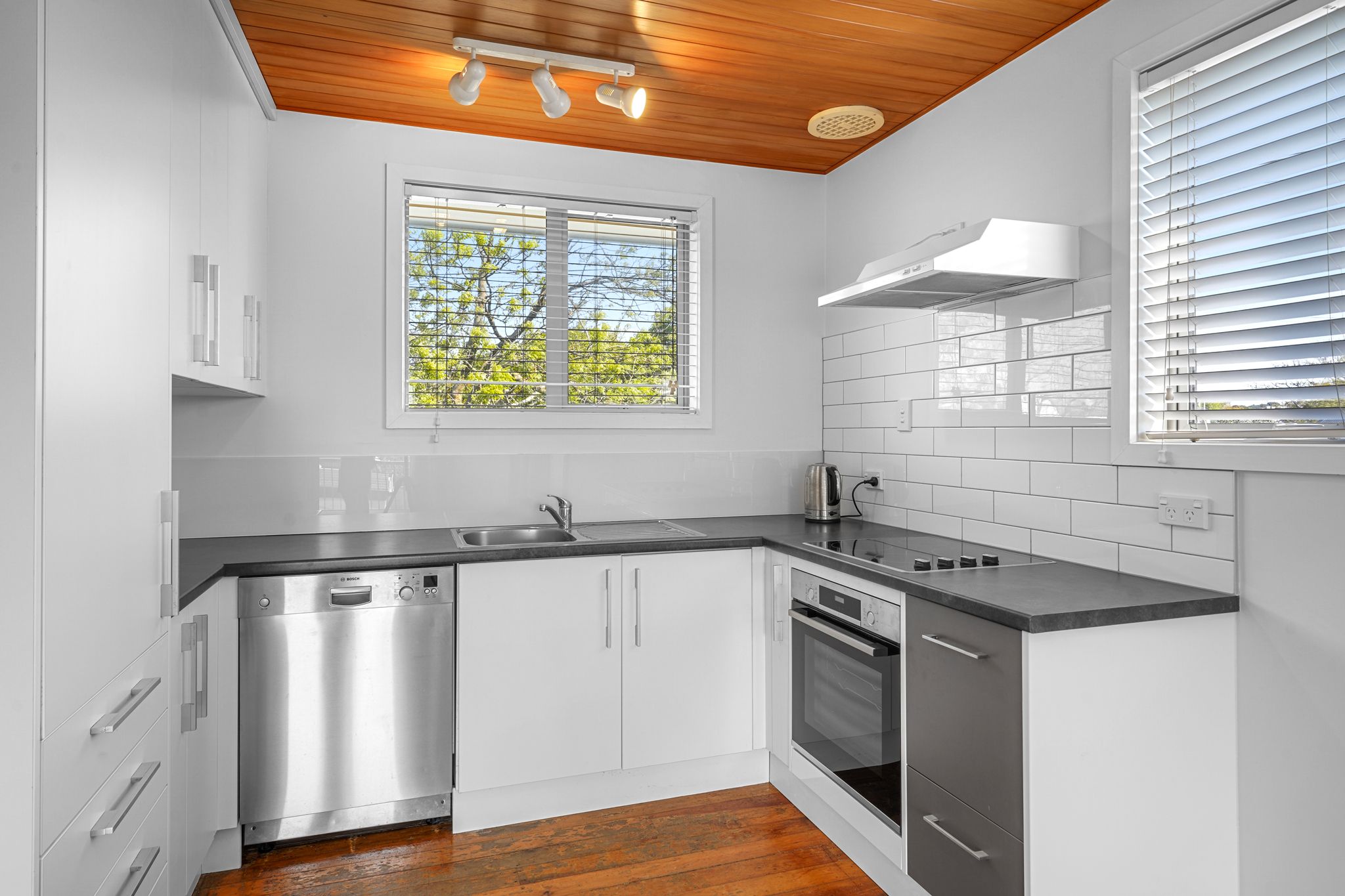 1 Kinloch Street, St Albans, Christchurch City