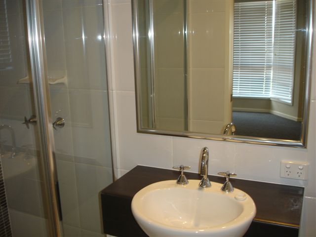 2/28 Cuttaburra Crescent, Glenvale, QLD 4350