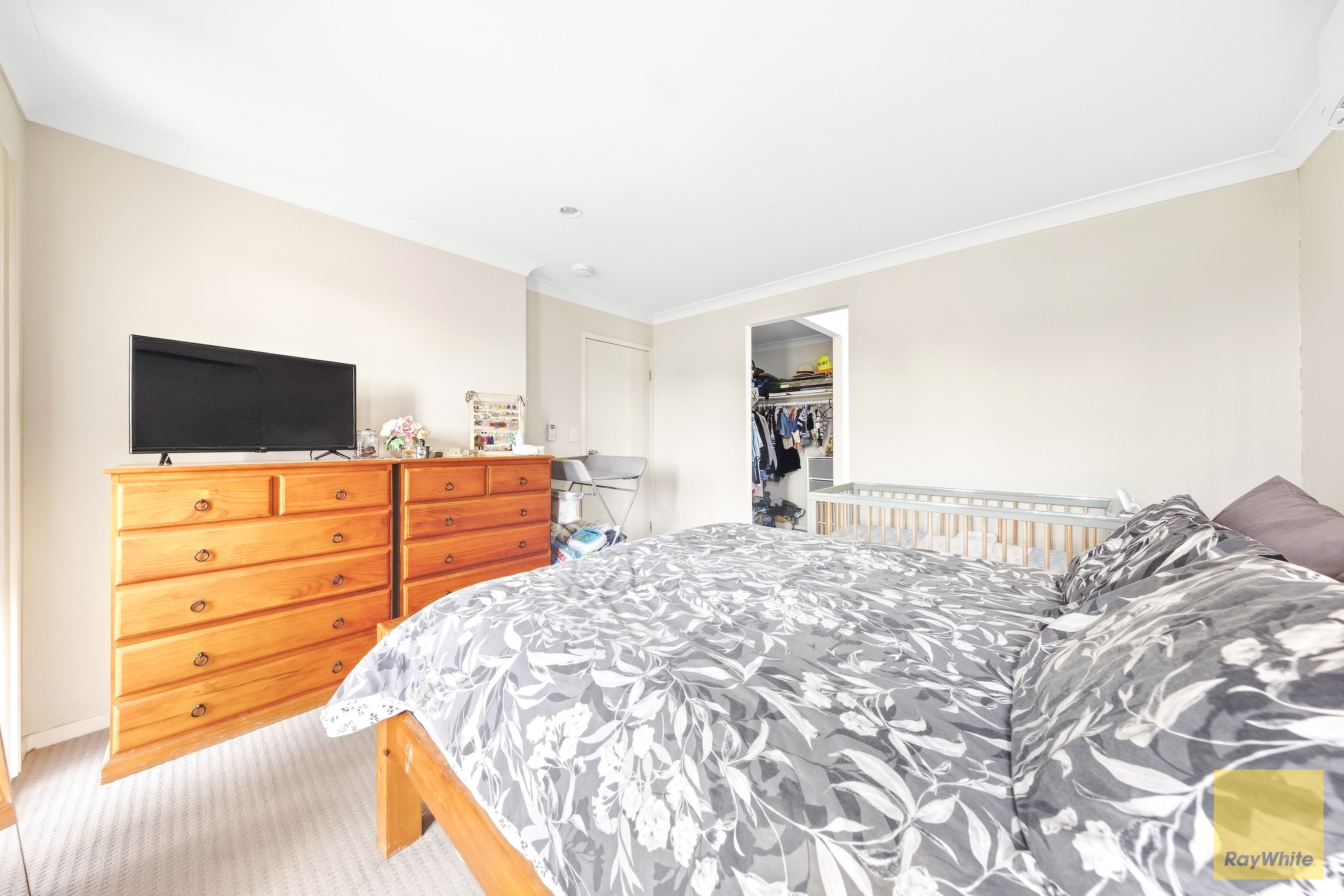 21 Burn Street — photo 8 of 19