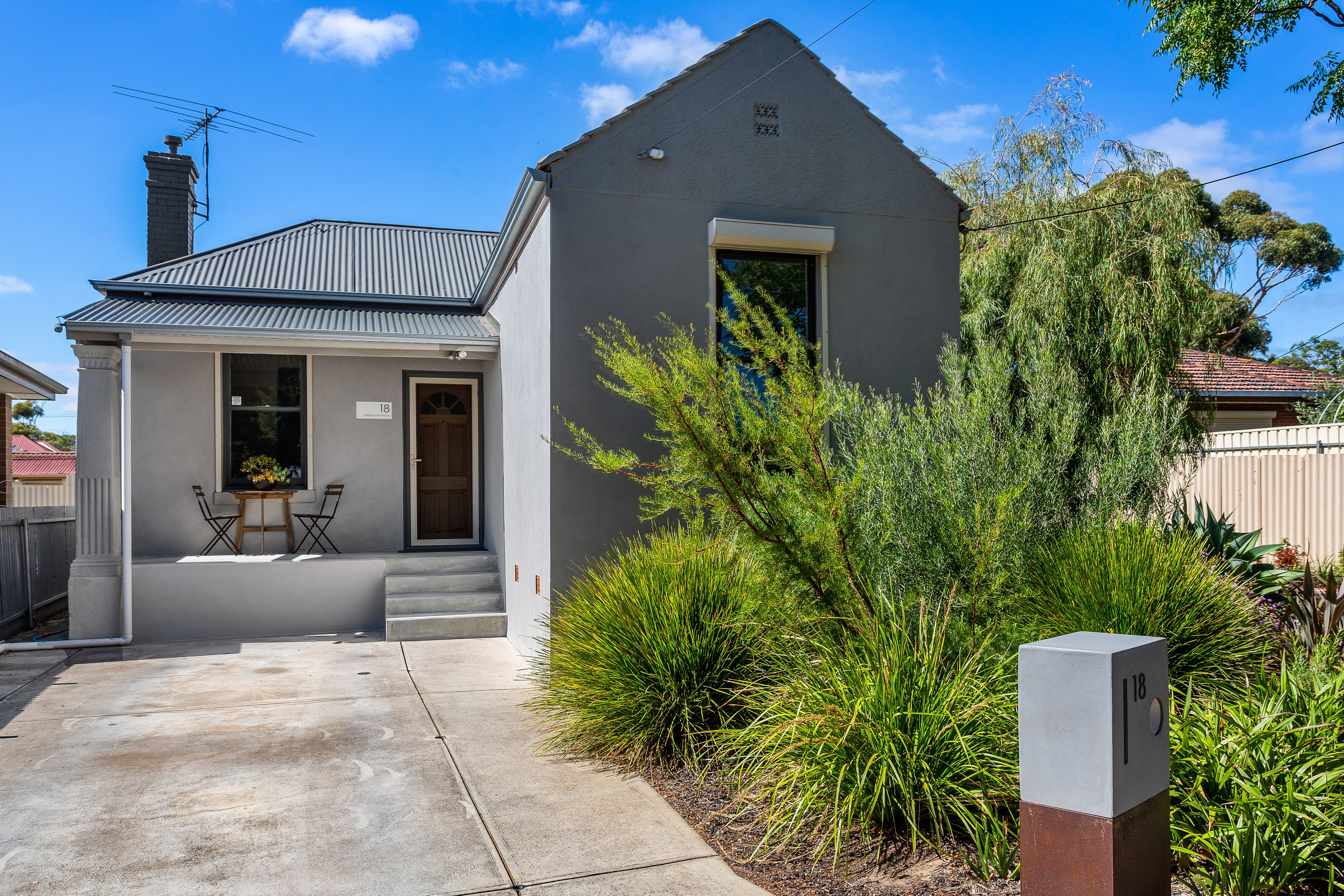 18 Melbourne Place, Alberton SA 5014