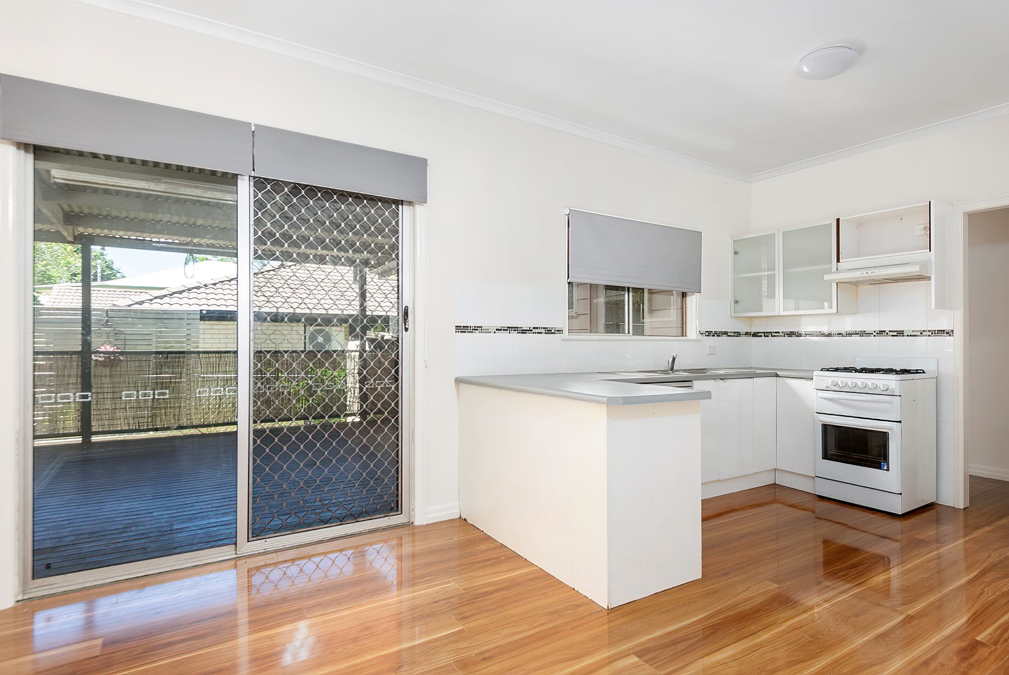 5 Roseneath Parade, Wynnum West, QLD 4178