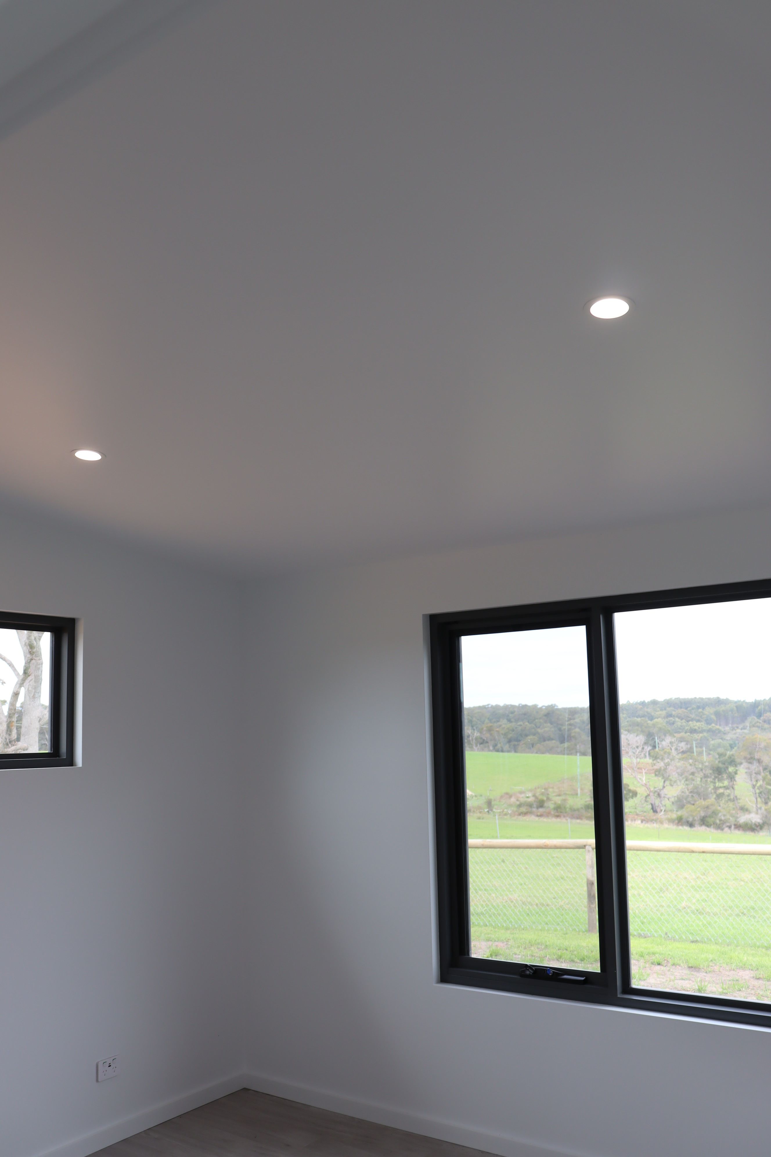 323 Board Road — photo 12 of 19