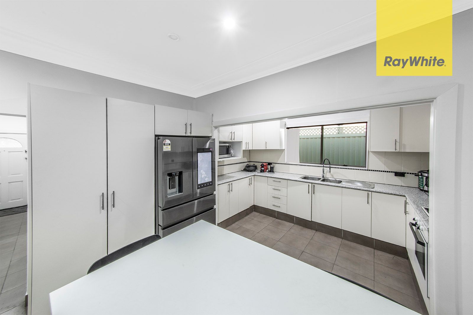 32 Barcom Street — photo 5 of 14