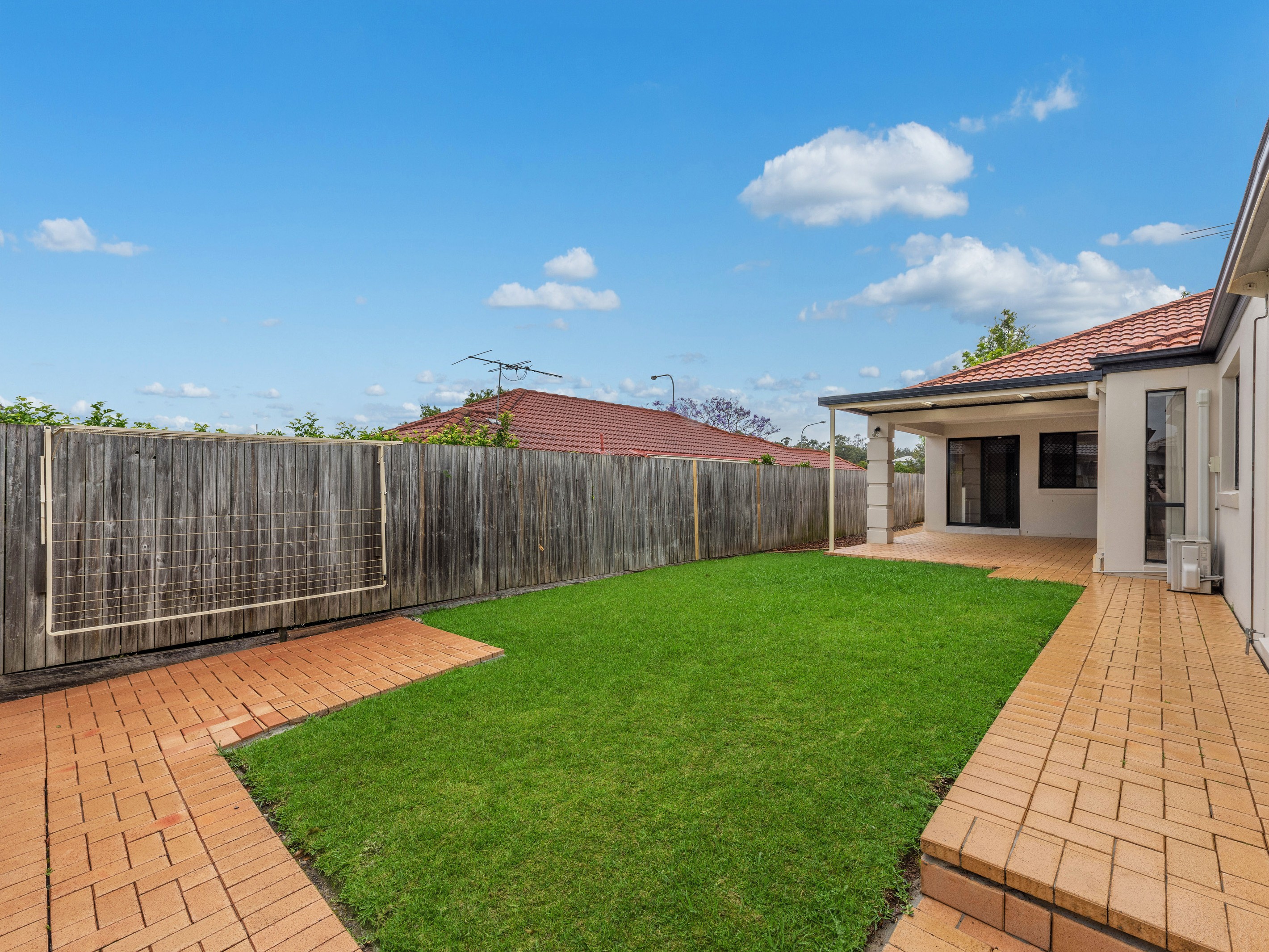 204 Saturn Crescent, Bridgeman Downs, QLD 4035