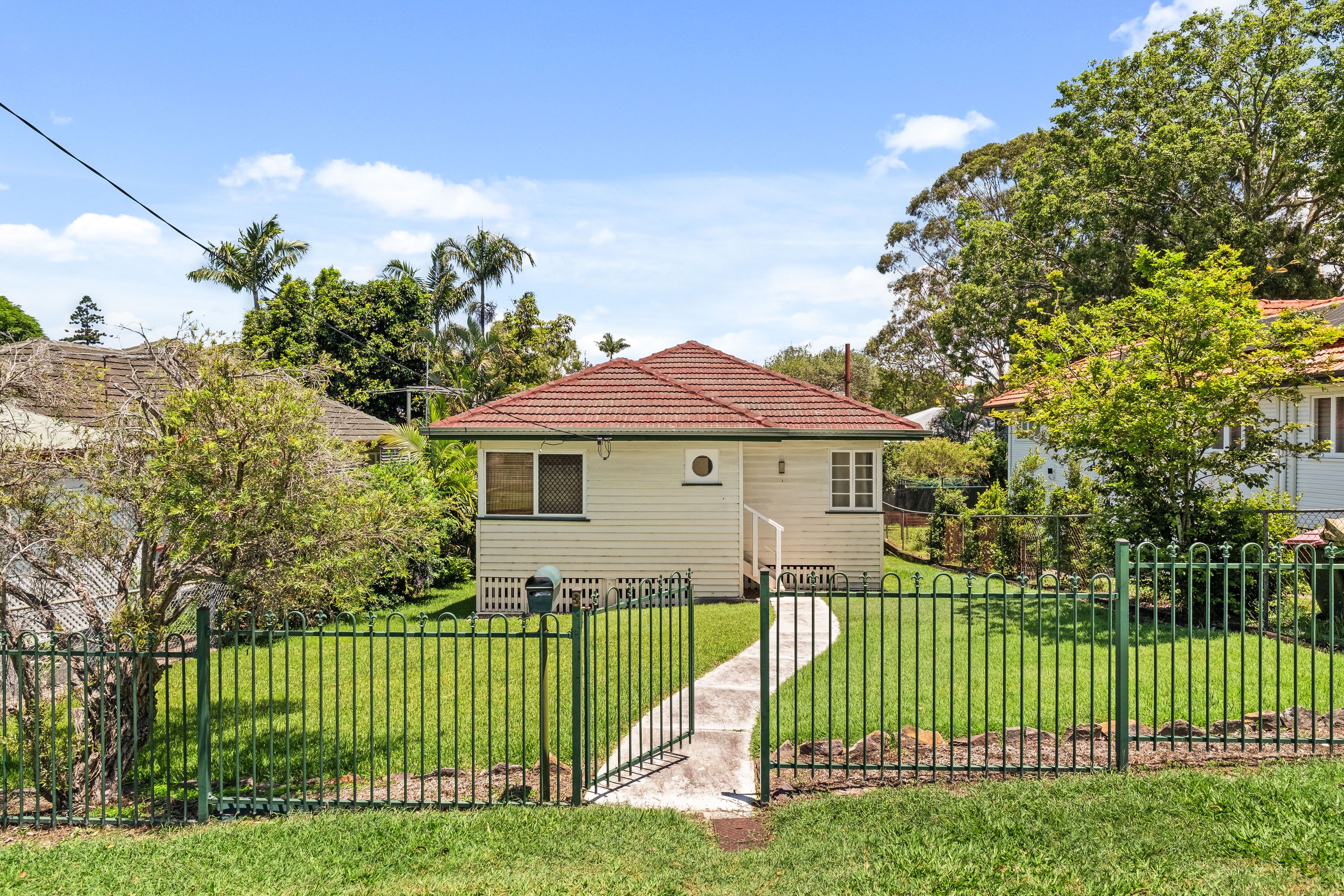3 Deramore Street, Wavell Heights QLD 4012