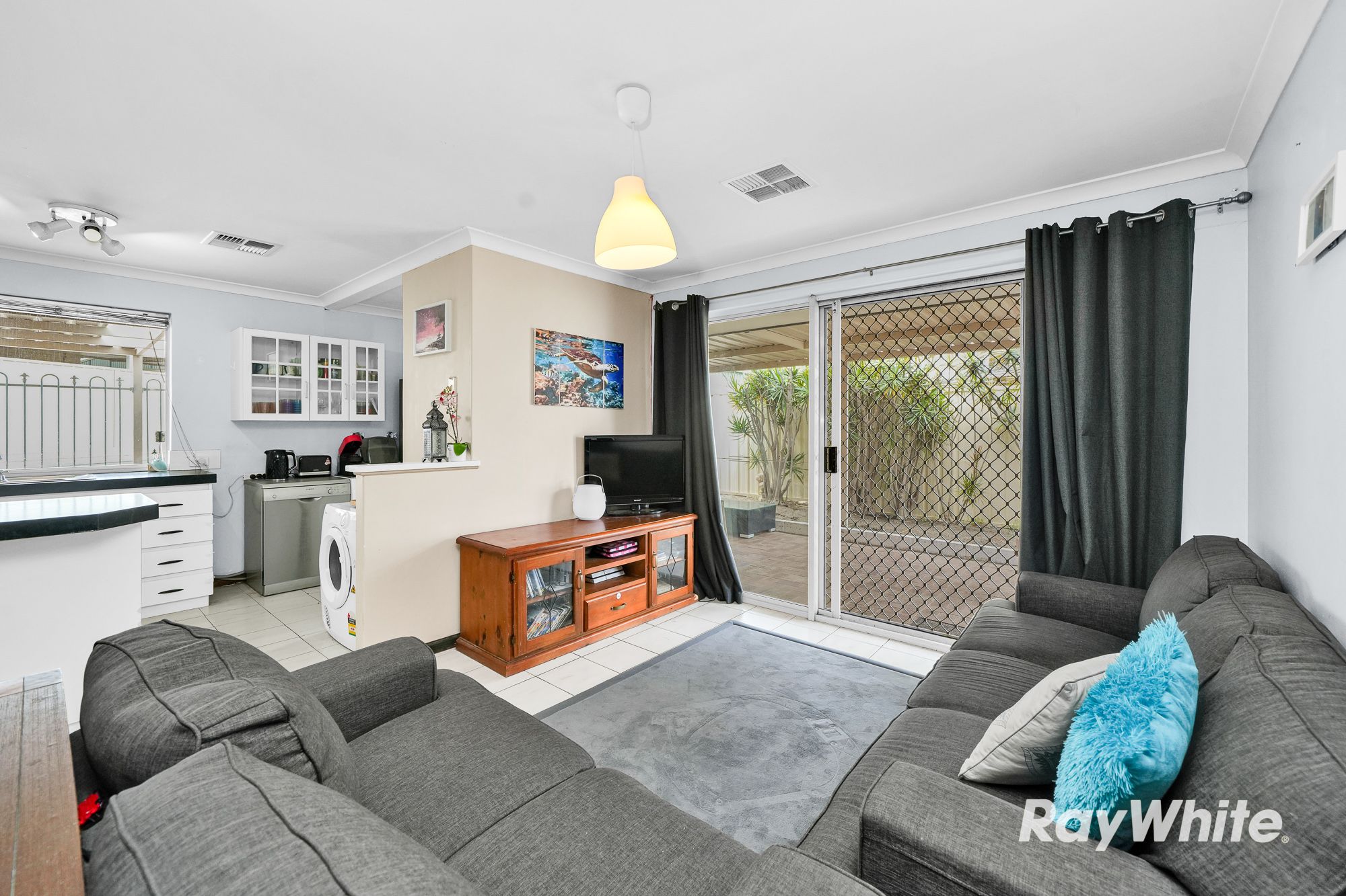 14 Boab Court — photo 10 of 27