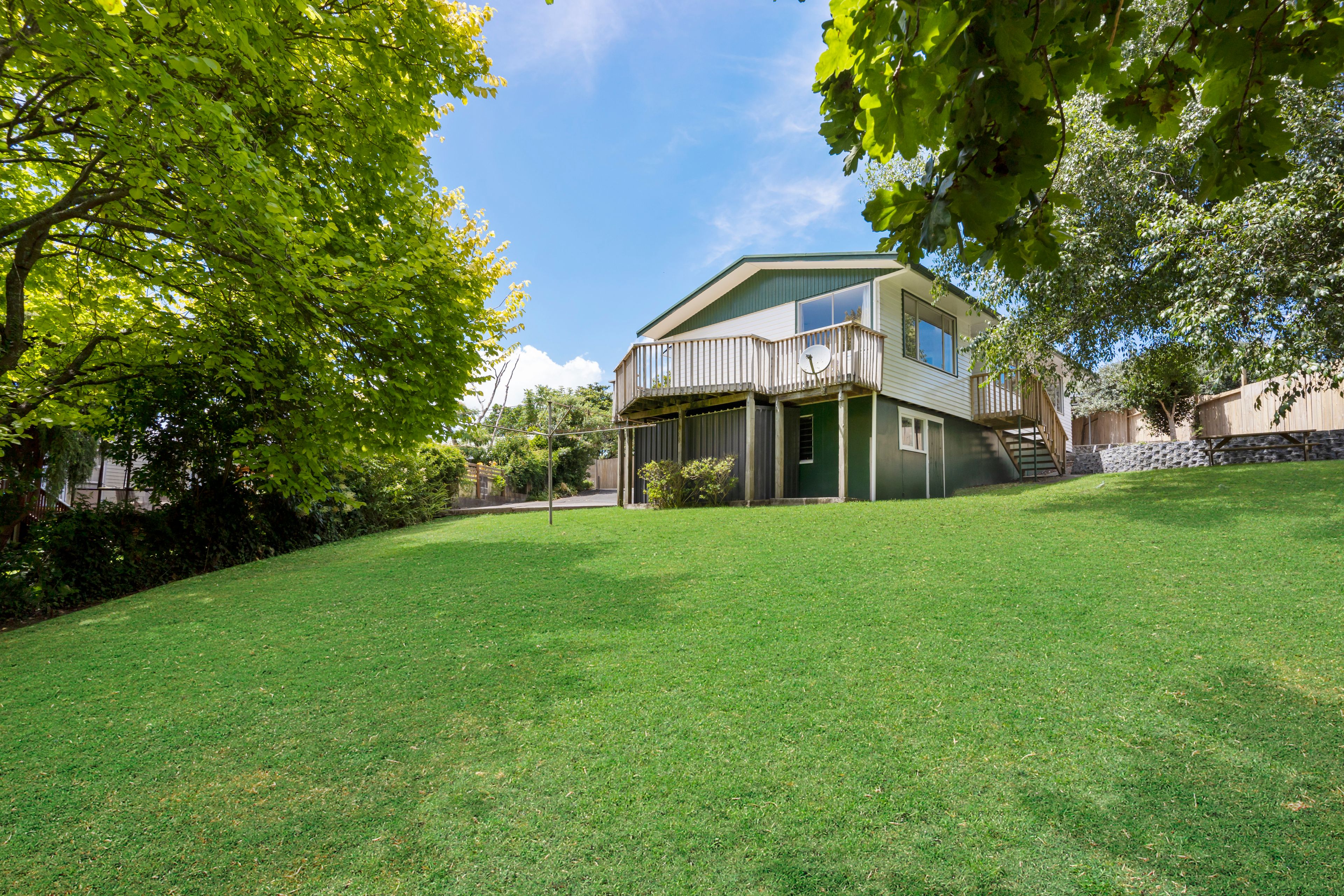 68 Fairclough Road, Beach Haven, North Shore City